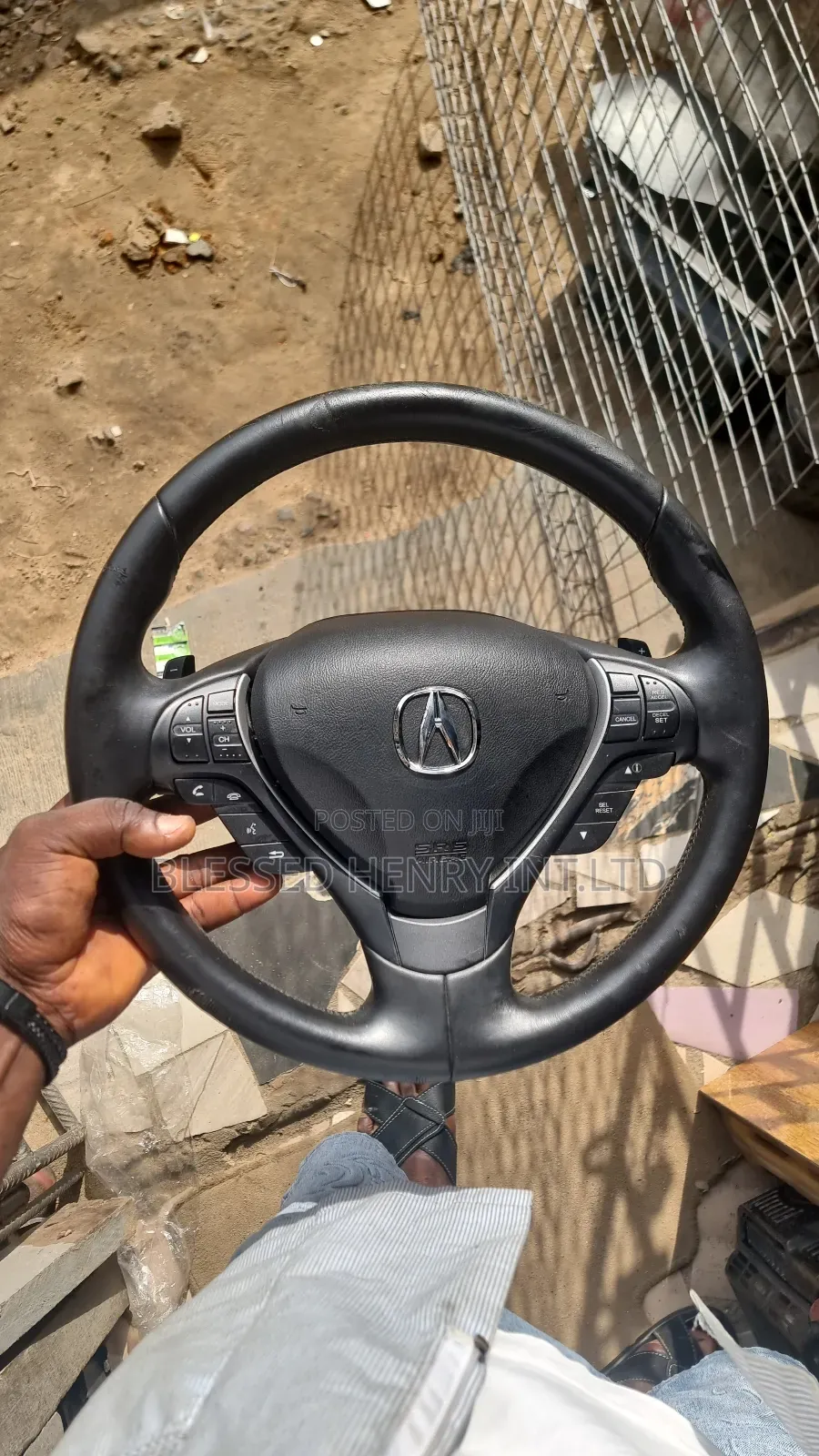 Steering Airbag.....