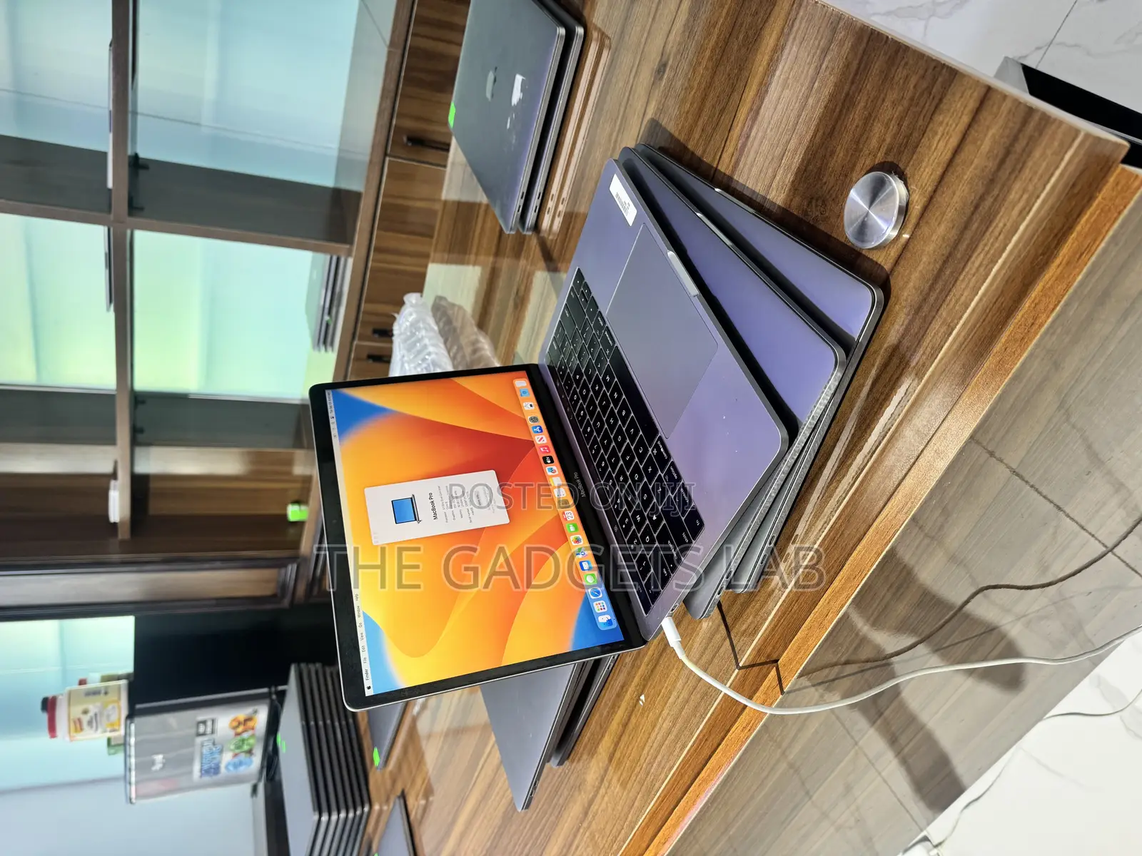 Laptop Apple MacBook Pro 2017 16GB Intel Core I7 SSD 512GB