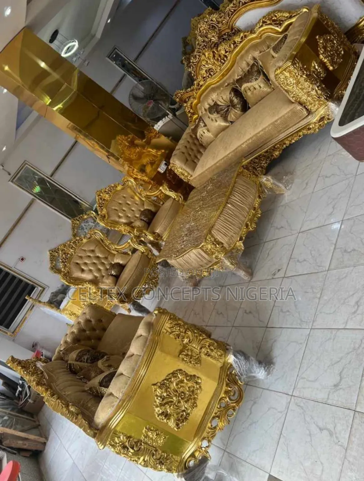Elegant Royal Sofa Design