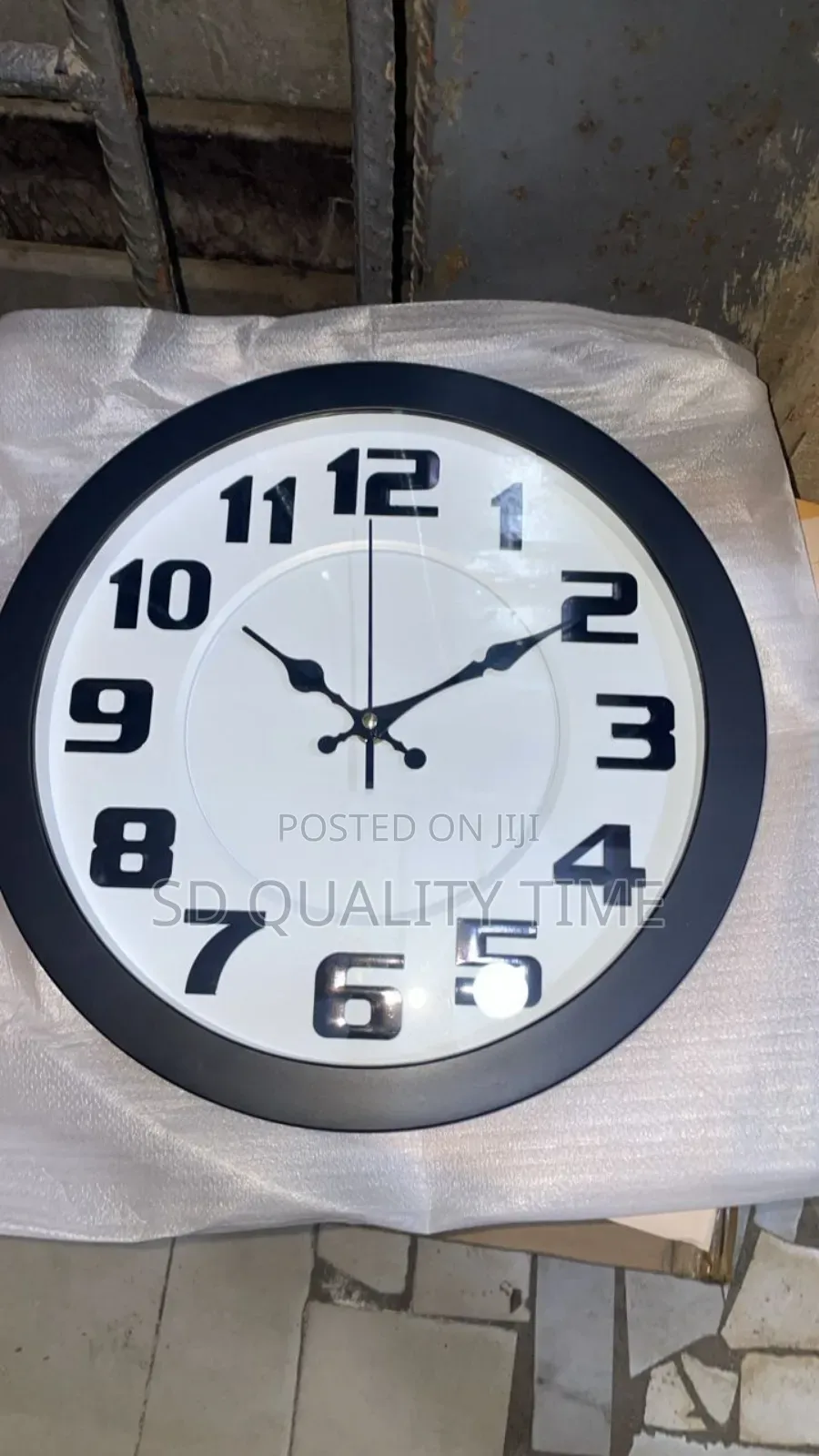 Black/White Frame Wall Clock
