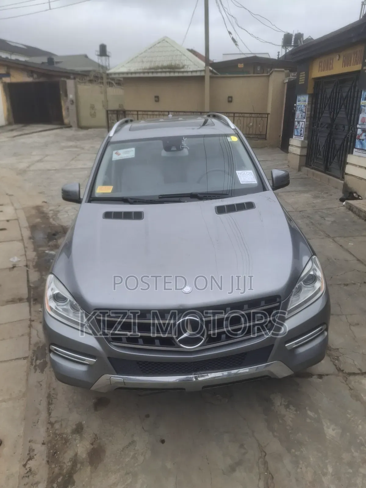 Mercedes-Benz M Class ML350 4MATIC 4dr SUV AWD (3.5L 6cyl 7A) 2014 Gray