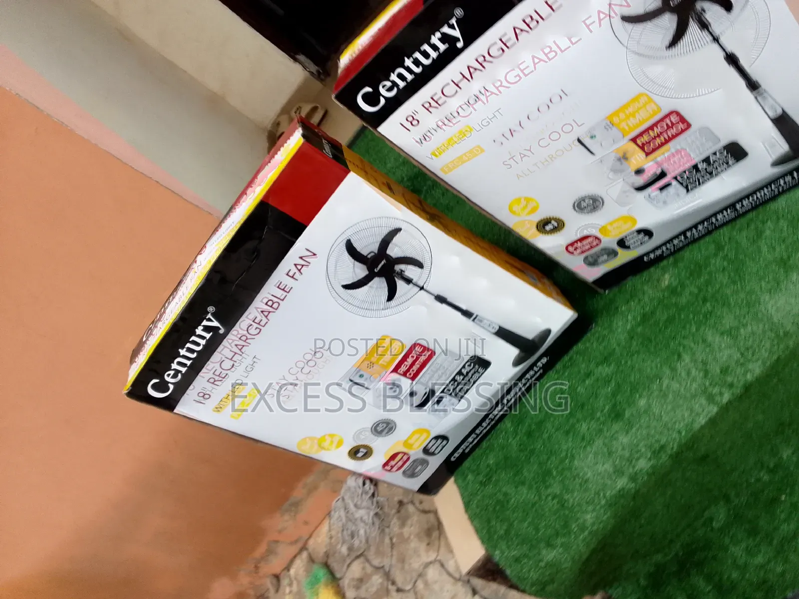 18 Inches Modern Century Rechargeable Standing Fan
