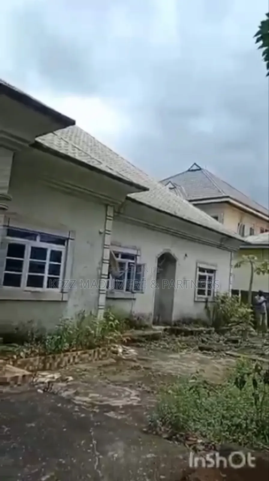 4bdrm Bungalow in Obi Wali ,Rumuigbo for sale