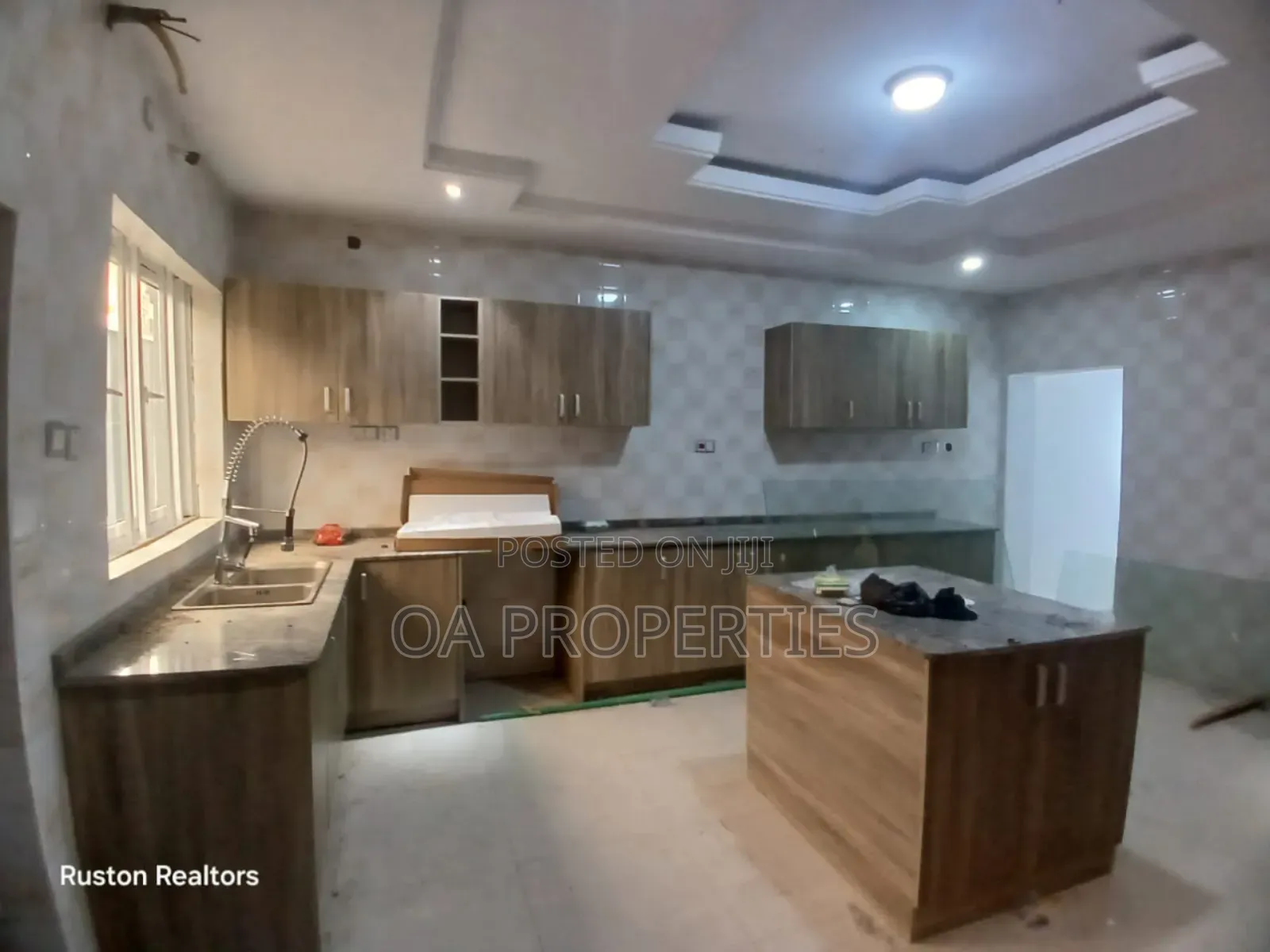 4bdrm Duplex in Ibadan for sale