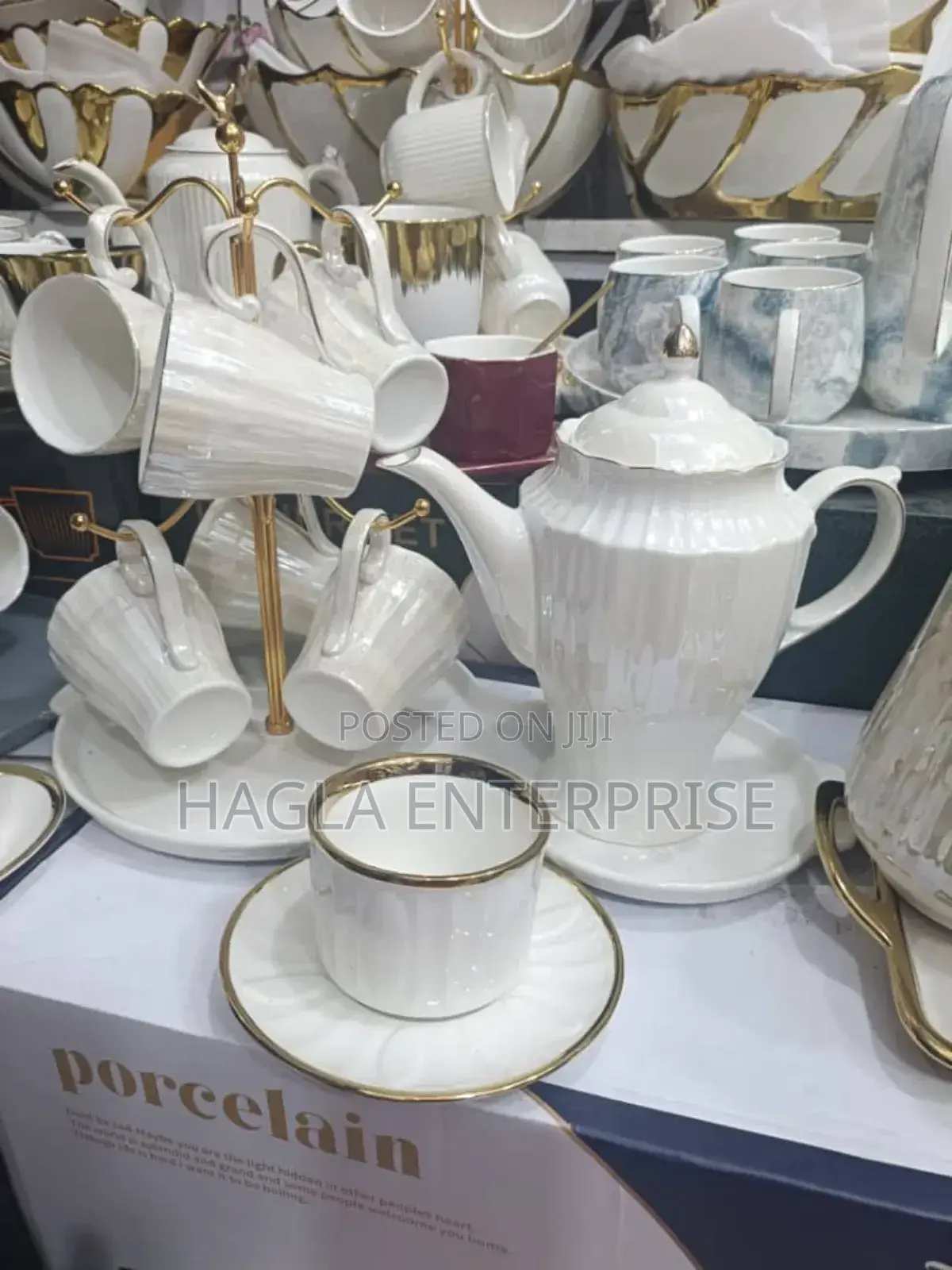 9 Pieces Tea Cup and Jug