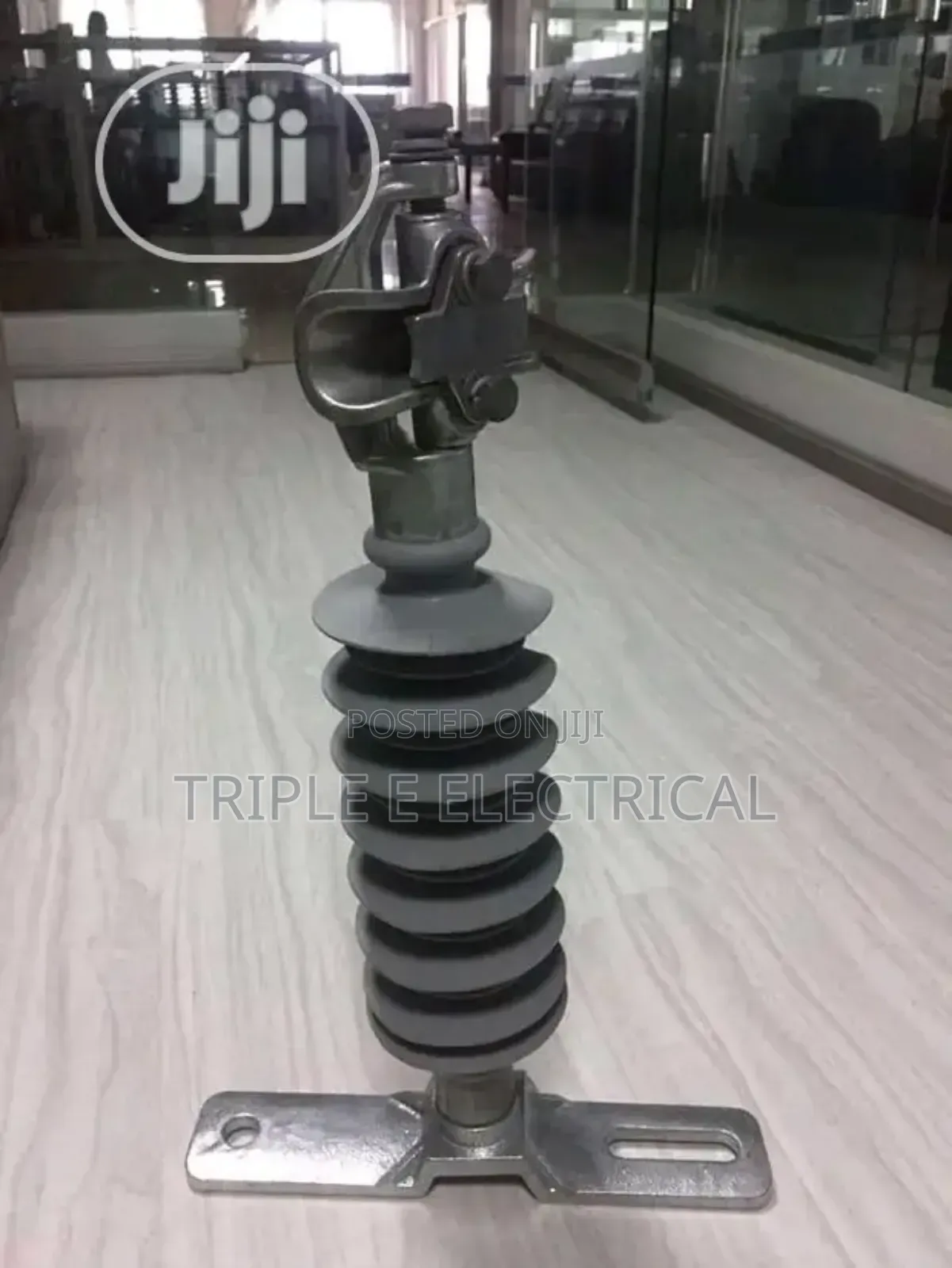 33kv Horizontal Pot Isolator