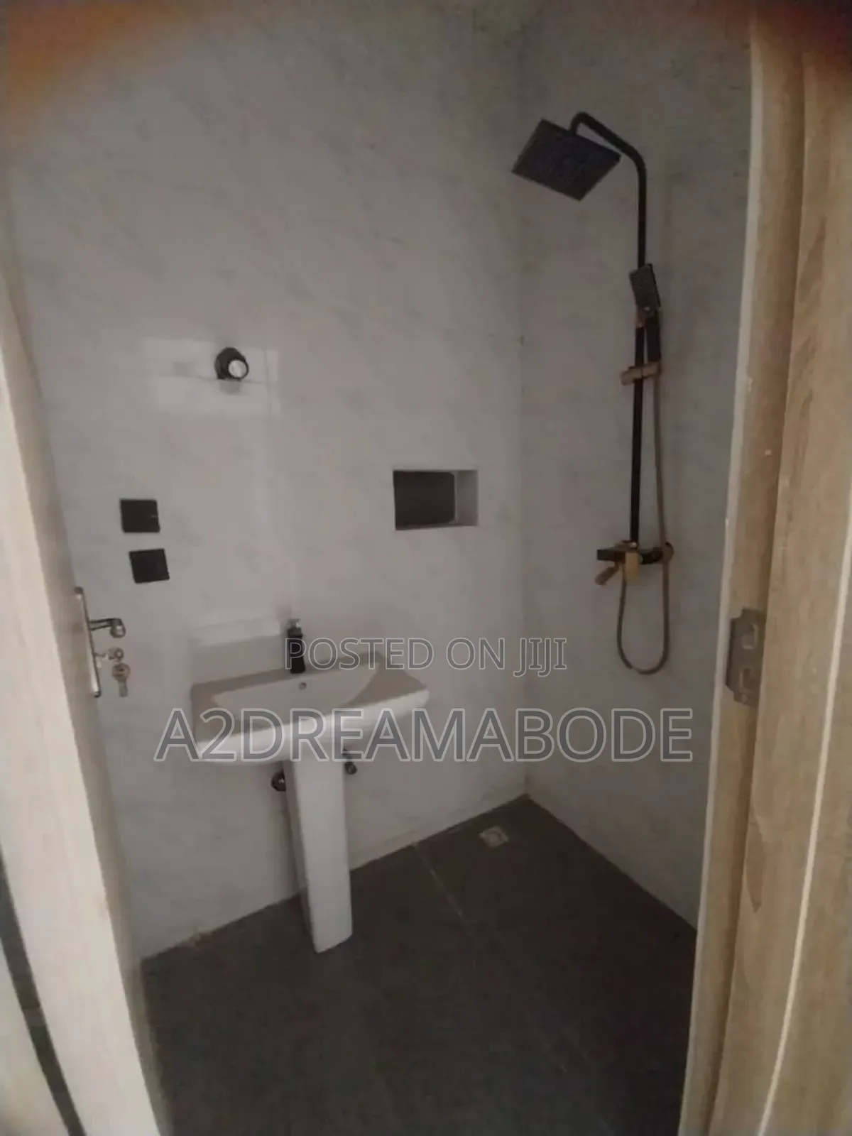 4bdrm Duplex in Opic, Isheri North for sale