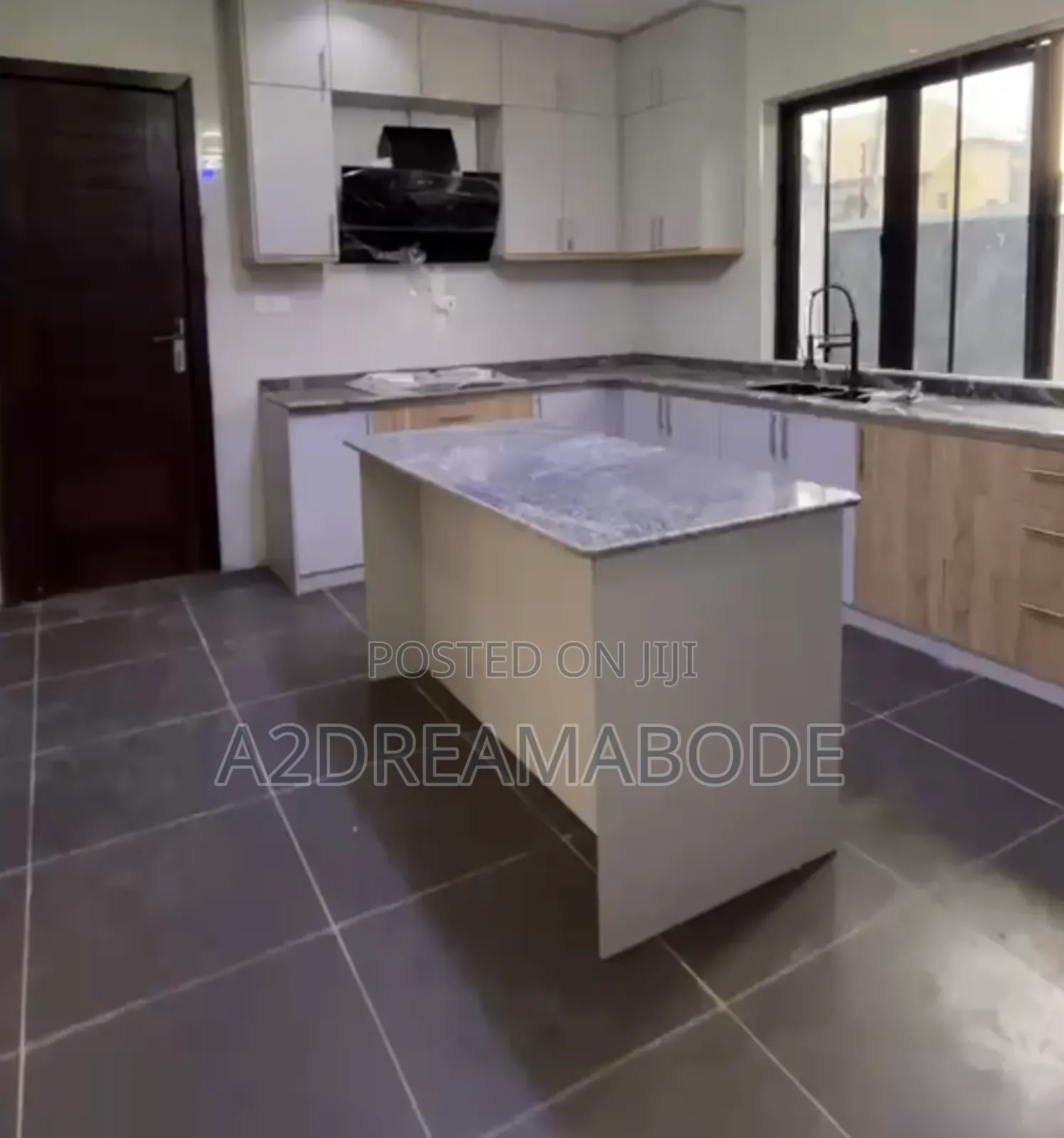 4bdrm Duplex in Ogudu Gra for sale