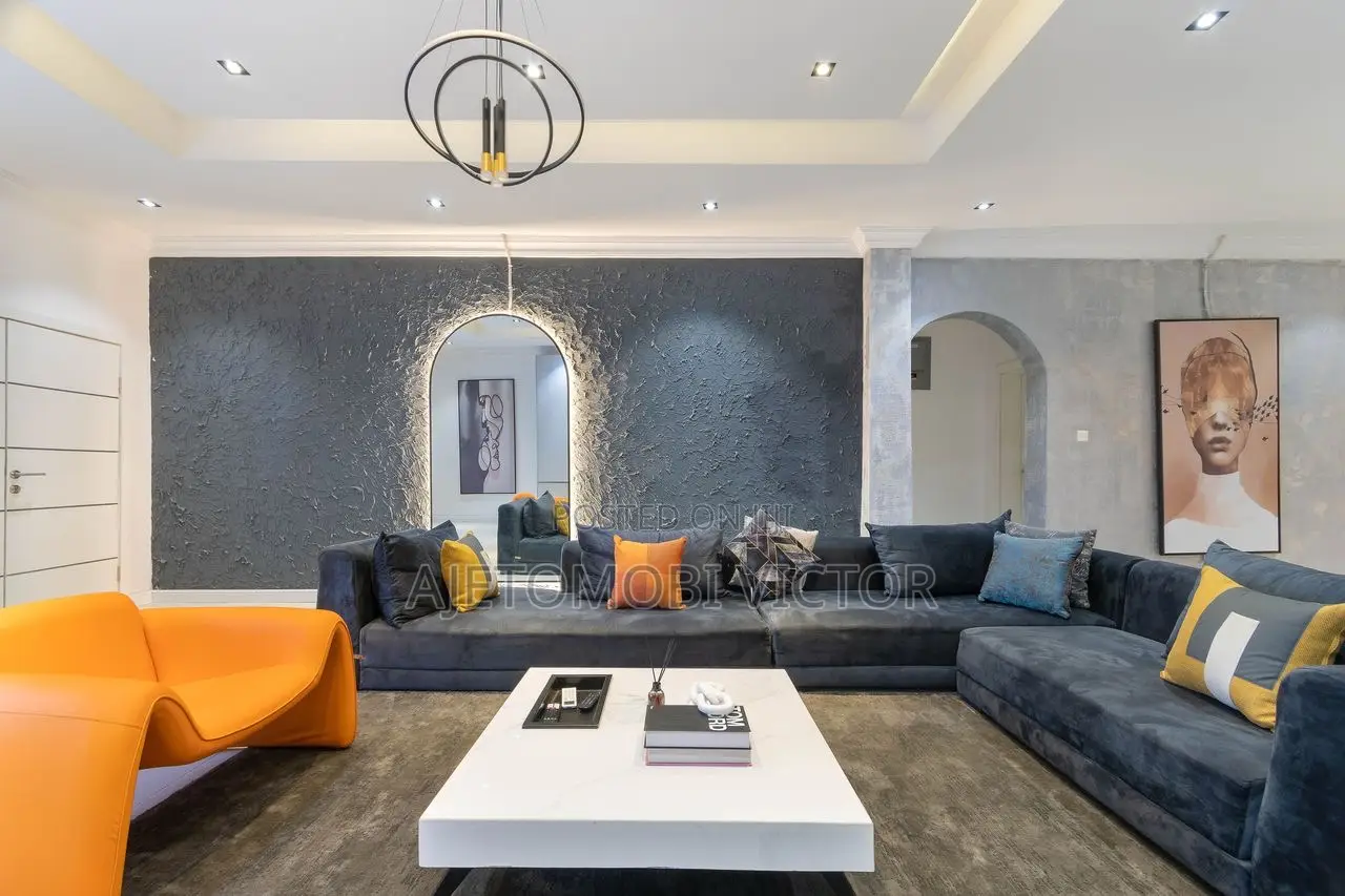 Luxurious 3bedroom Apartment
