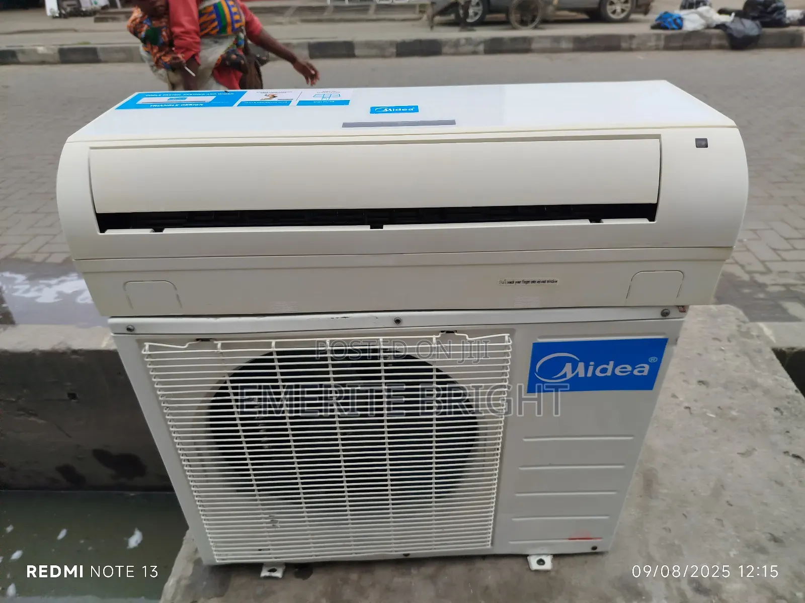 Midea 1.5 Hp Low Voltage Wit 410 Gass