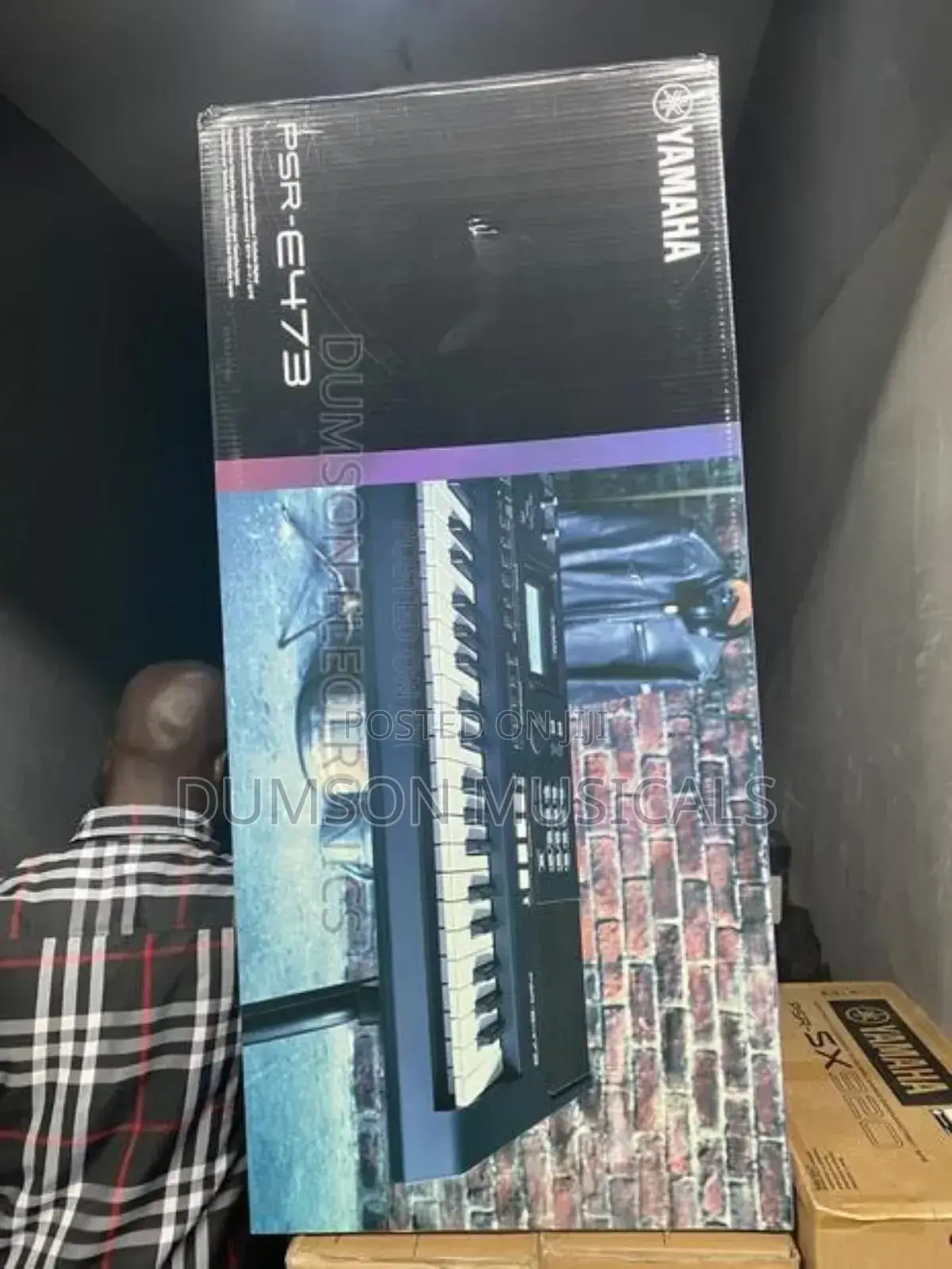 Yamaha PSR E473 Brand New Keyboard 61 Keys Piano