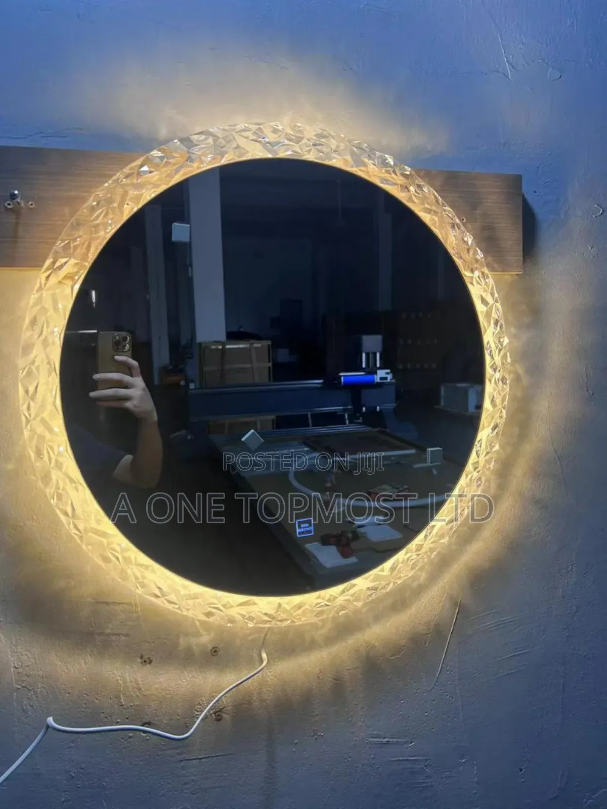 Round Crystal Led Mirror (60 By 60cm)