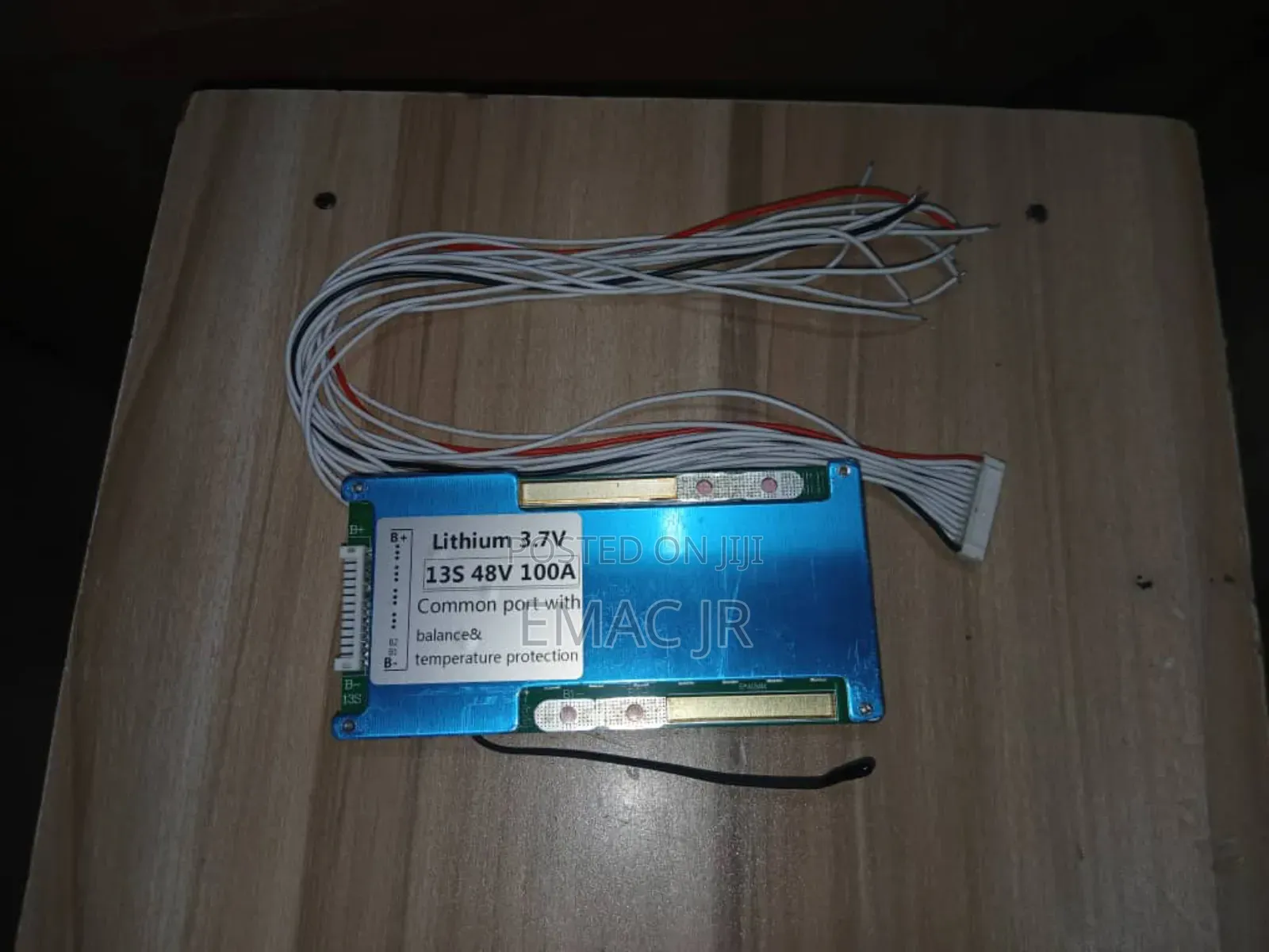 13s 100a BMS (13 Cells in Series) 48v and a Maximum Current of 100a.