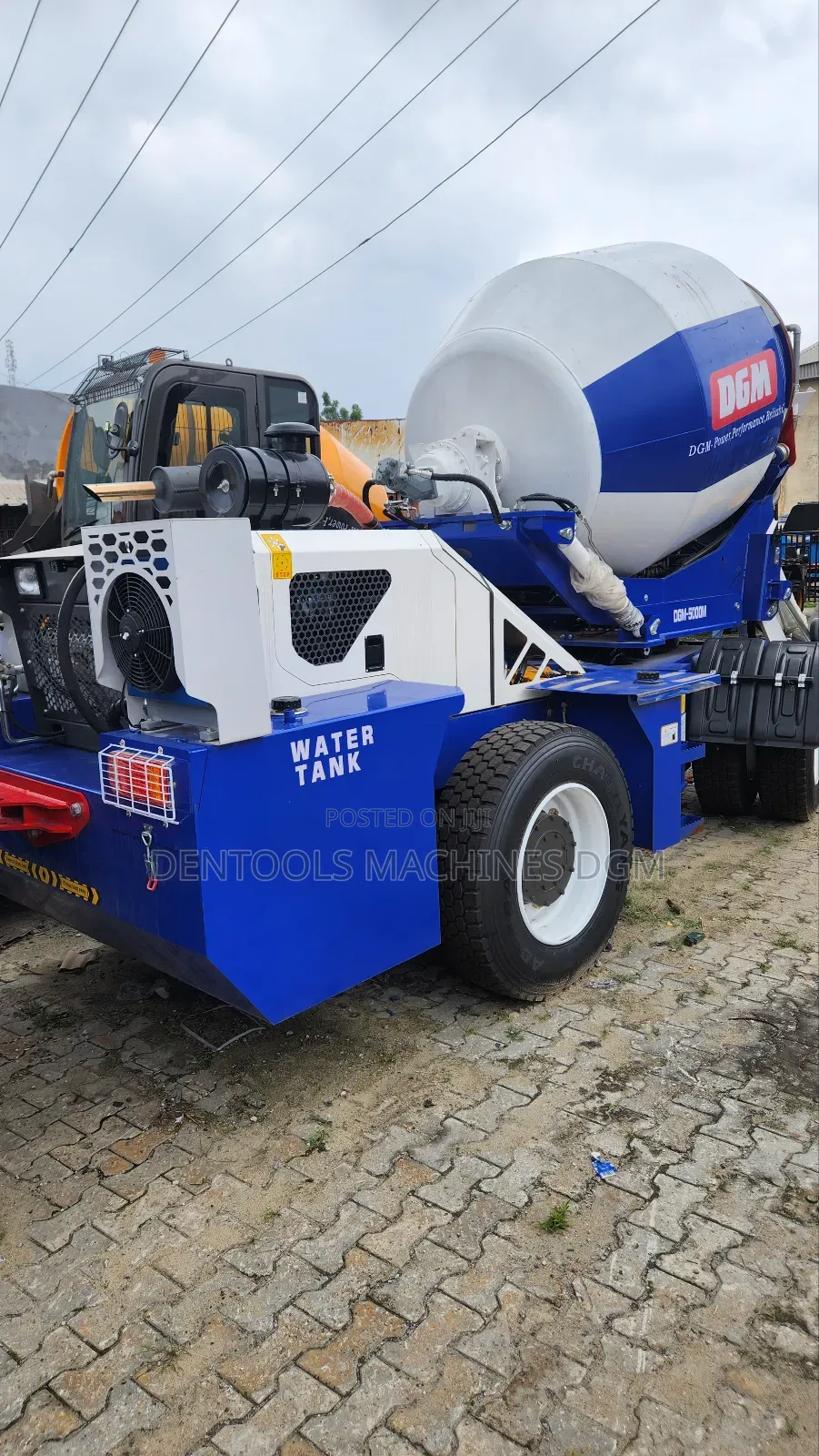 Concrete Mixer Mobile Selfloader 4cubic