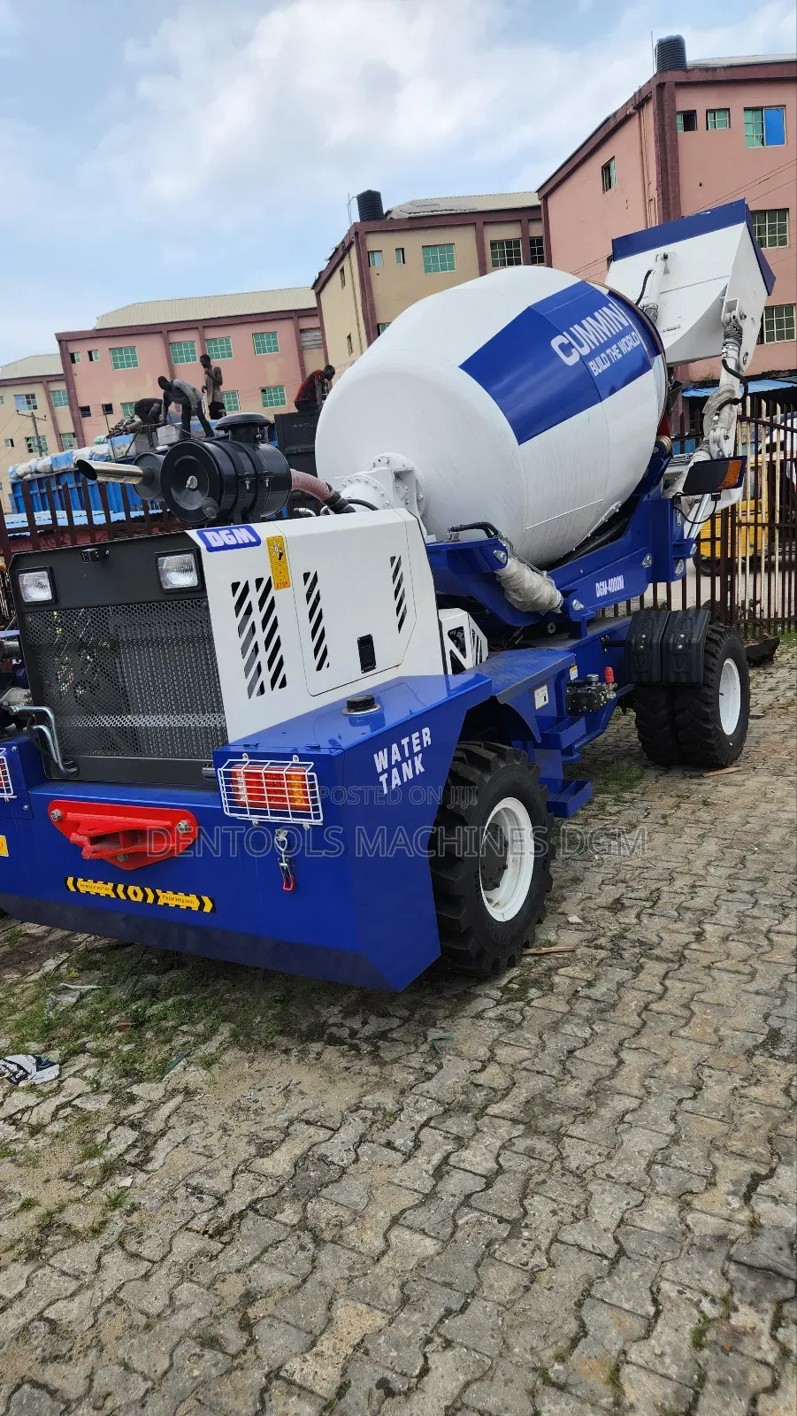 Concrete Mixer Mobile Selfloader 4cubic