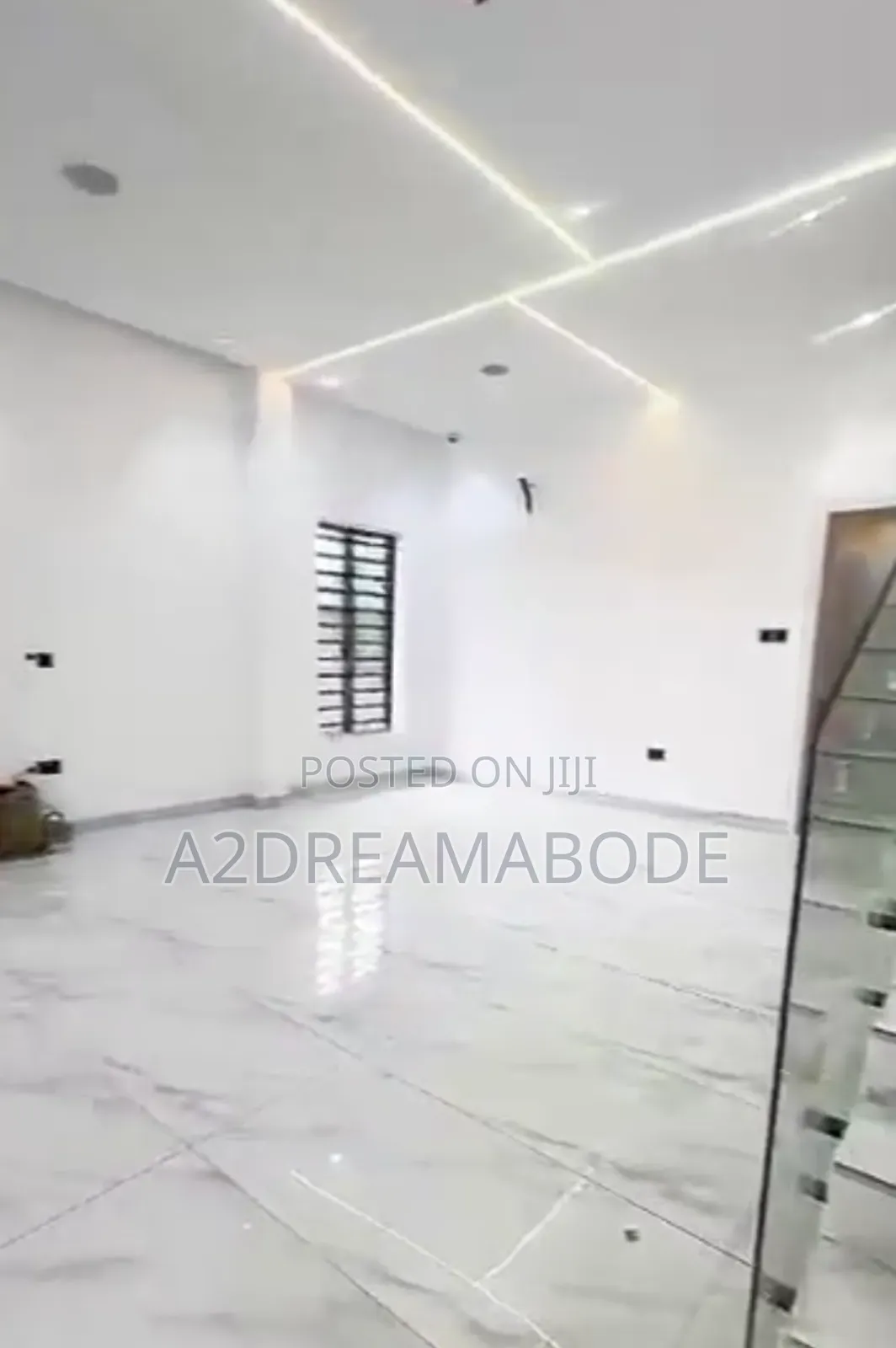 5bdrm Duplex in Ikeja Gra for sale