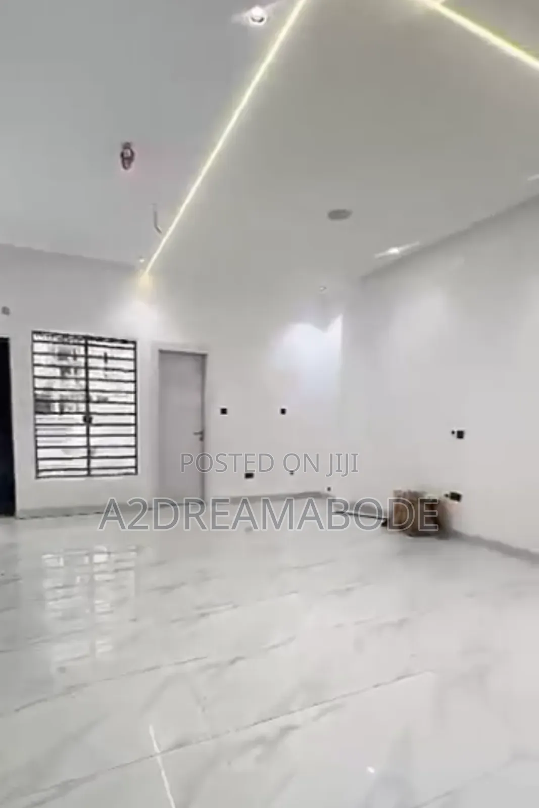 5bdrm Duplex in Ikeja Gra for sale