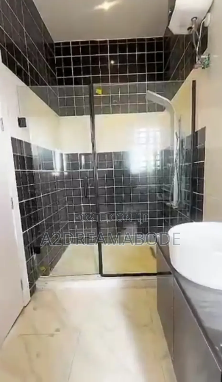 5bdrm Duplex in Ikeja Gra for sale