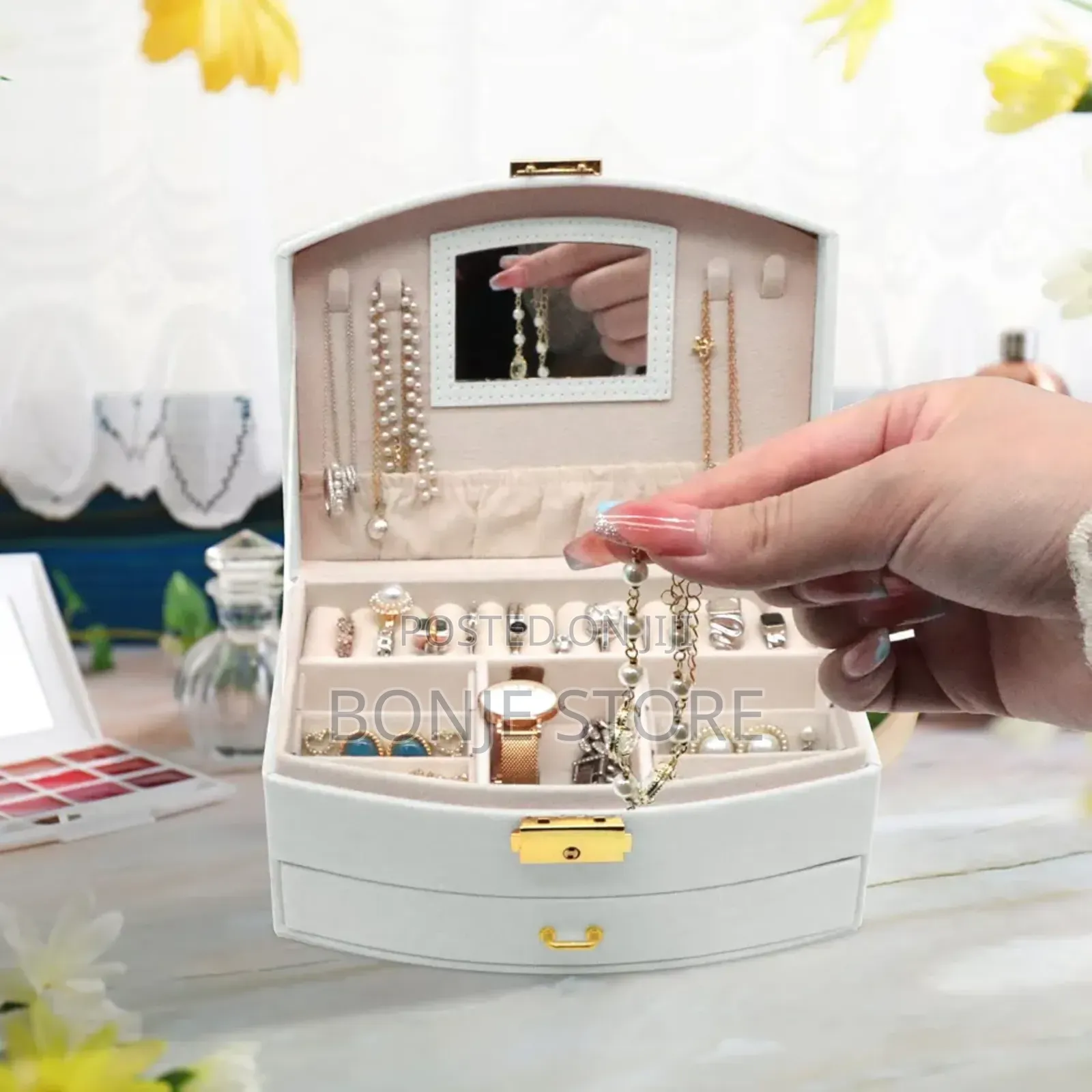 Multi-layer Leather Jewelry Box Good -quality, Large-capacity