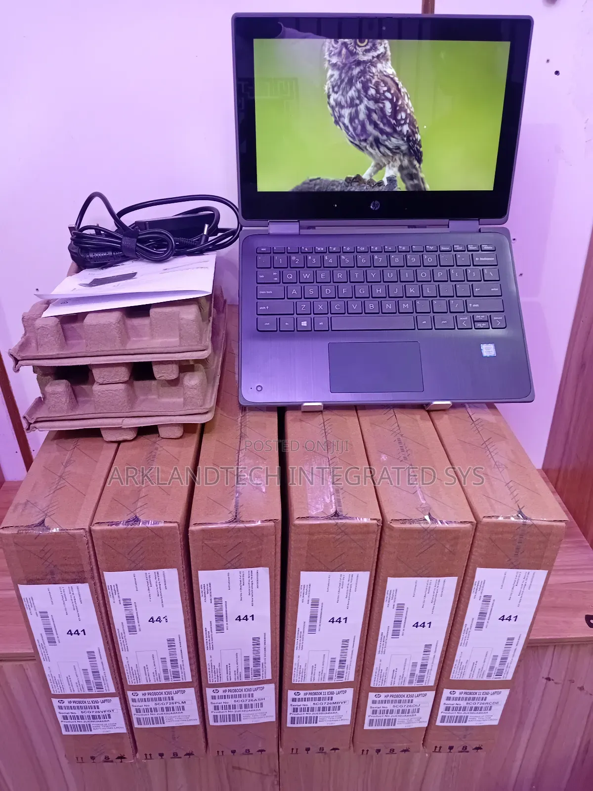 New Laptop HP Mini 200 8GB Intel Core i5 SSD 256GB