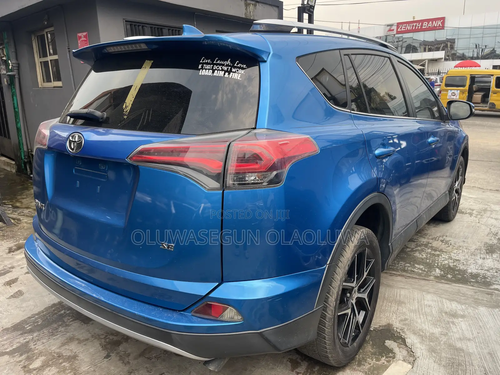 Toyota RAV4 XLE AWD (2.5L 4cyl 6A) 2016 Blue