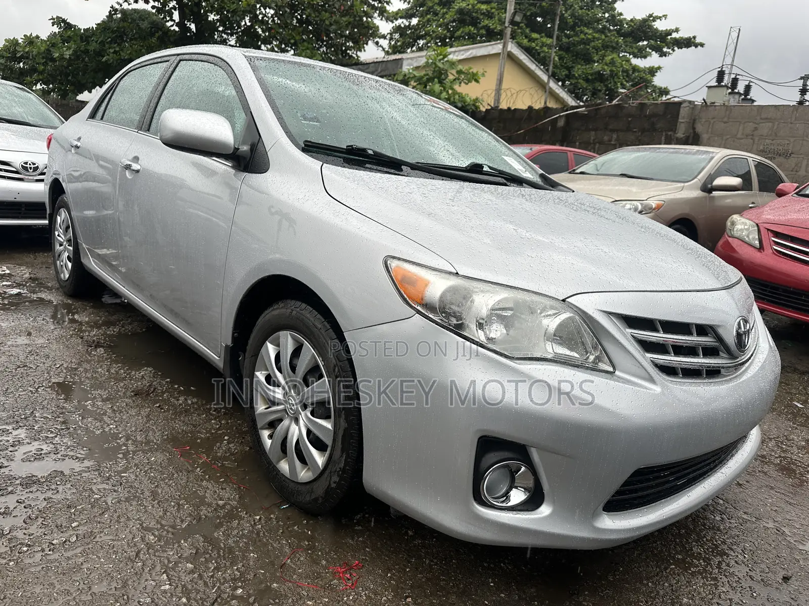 Toyota Corolla LE 4dr Sedan (1.8L 4cyl 4A) 2013 Silver