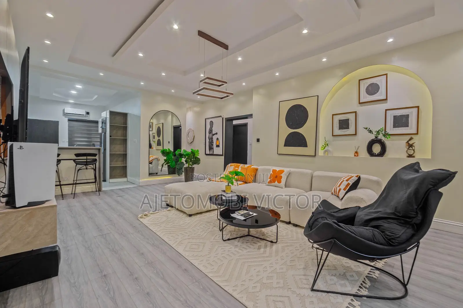 Beautifully Furnished 2/3bedroom Apartment