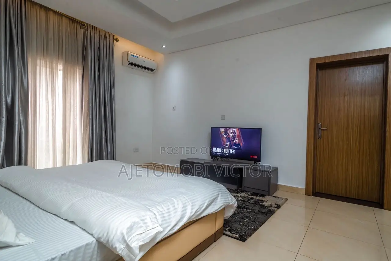 Cozy 3bedroom Apartment in Ikeja