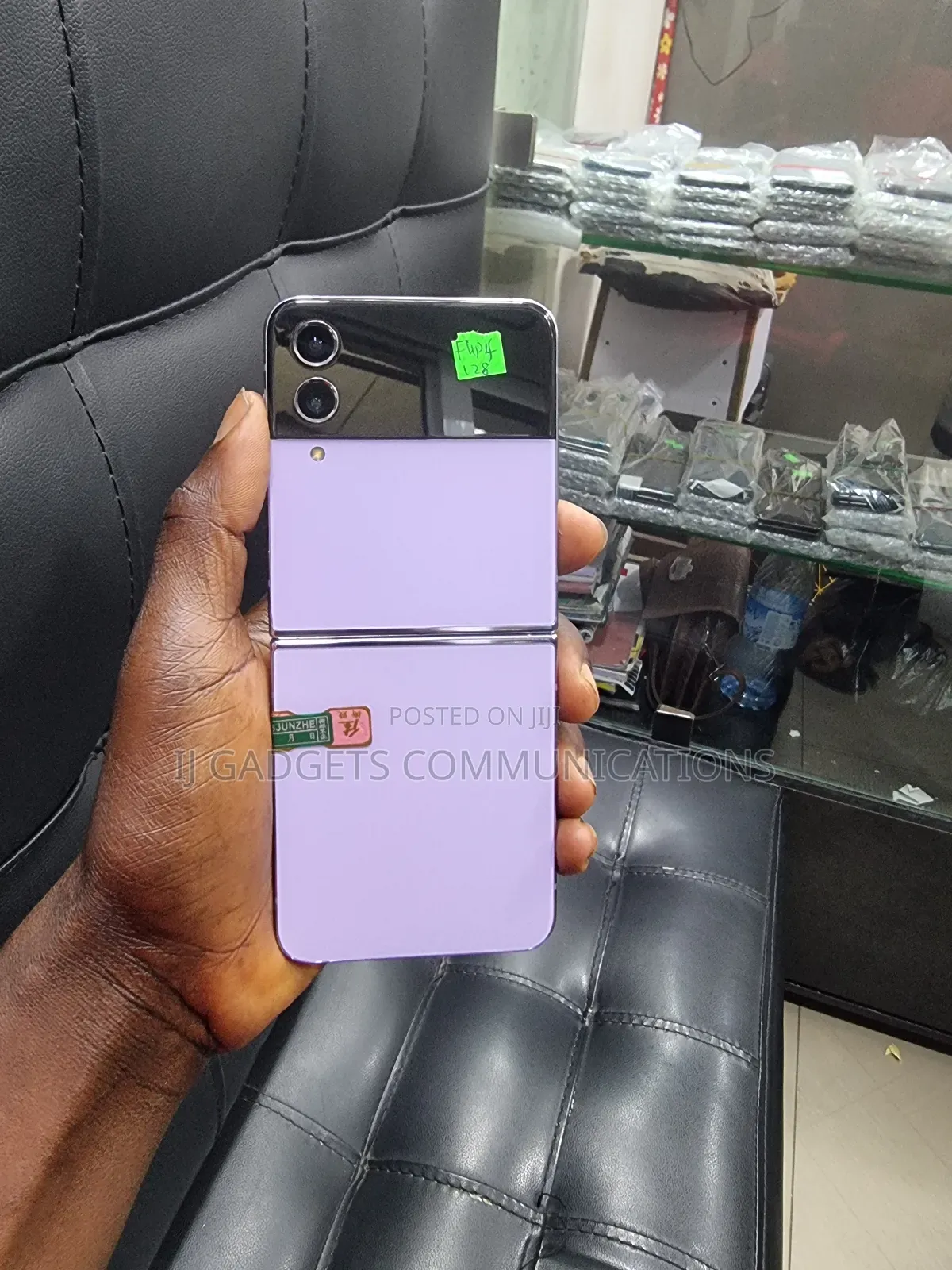 Samsung Galaxy Z Flip4 128 GB Purple