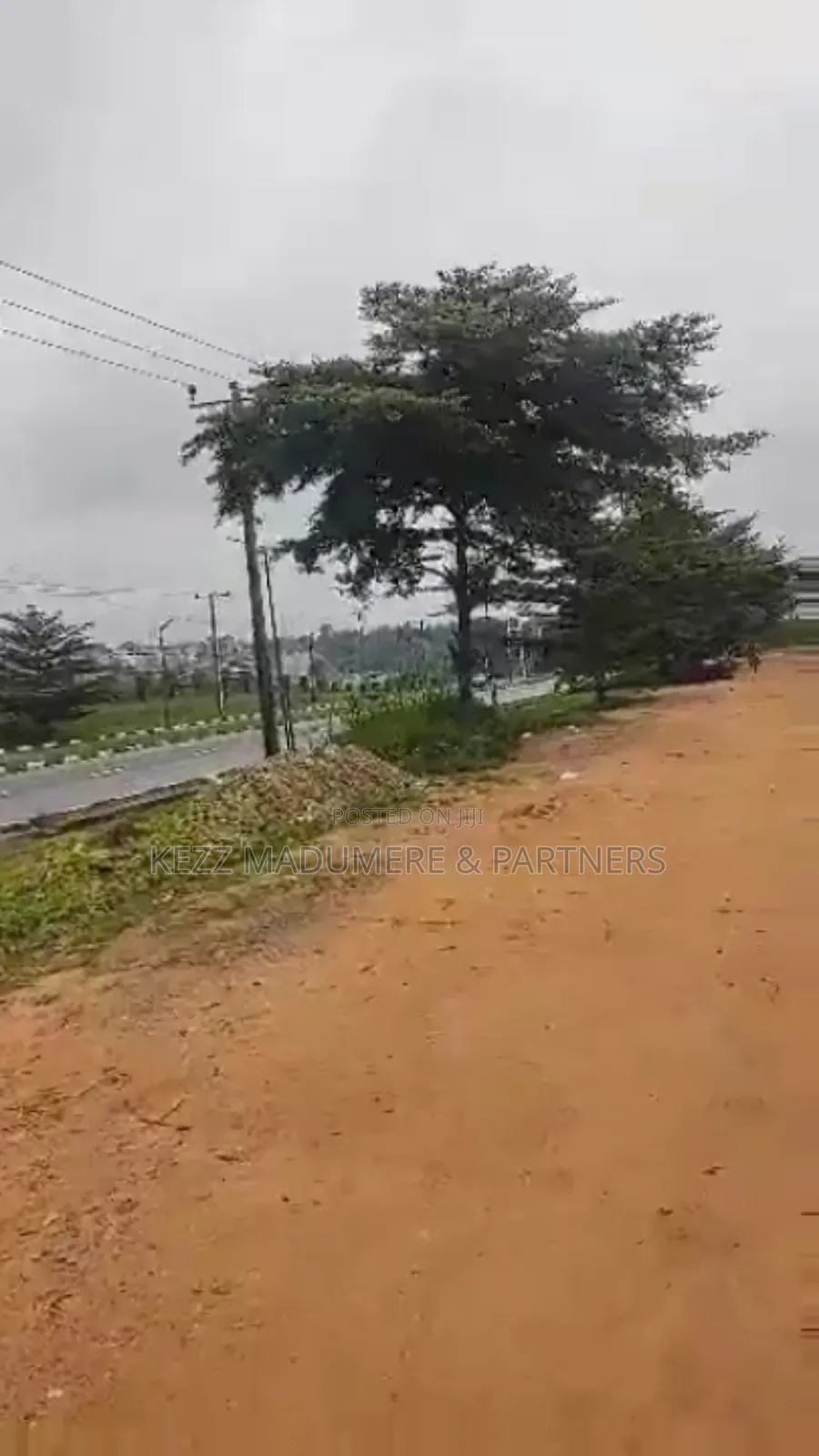 For Sale : Cofo 7 Plots at Besides Akachi Est . Wethral Aba Owerri Rd