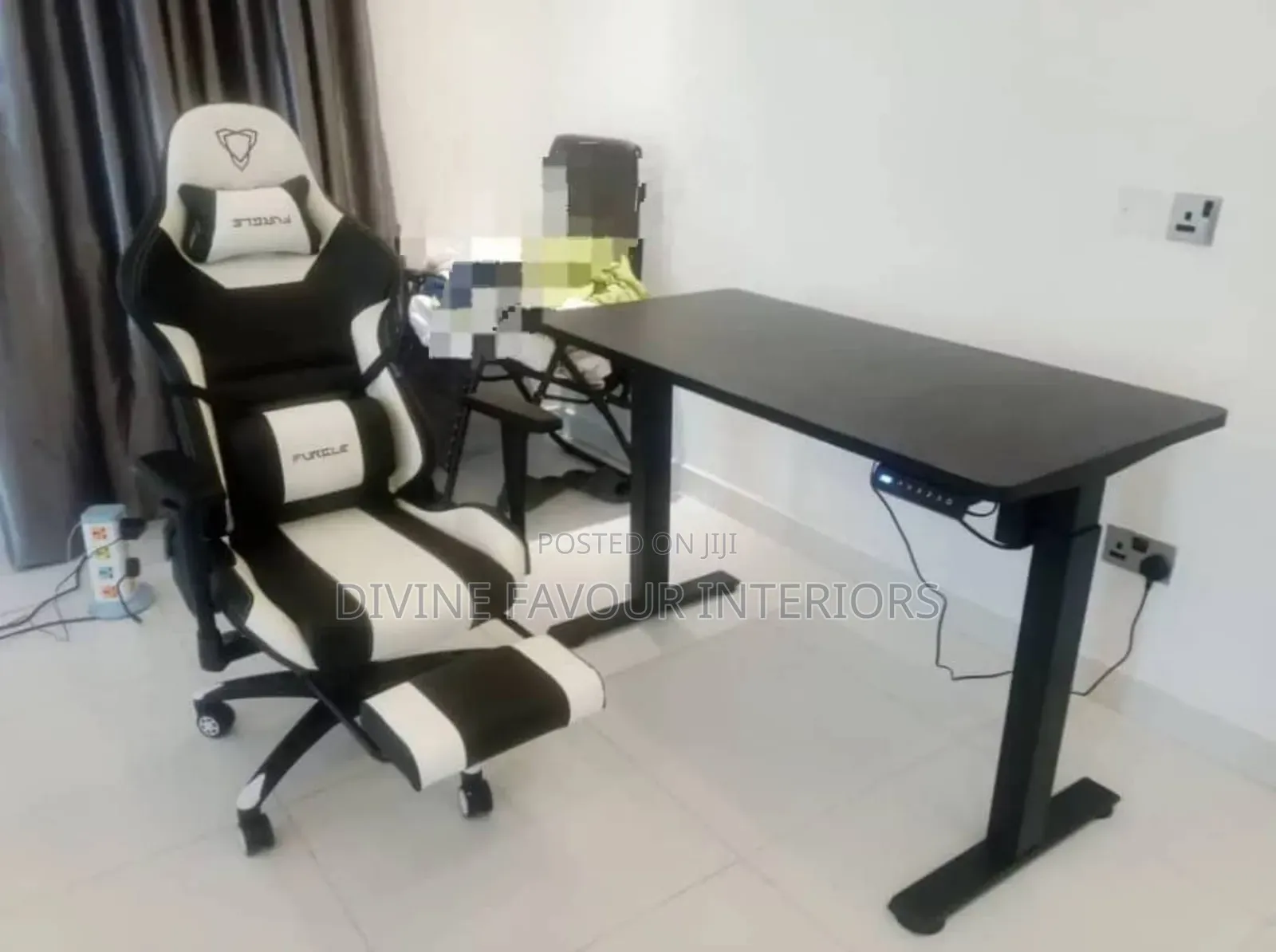 Furgle Game Chair With Electric Adjustable Desks 1.2m (Black)