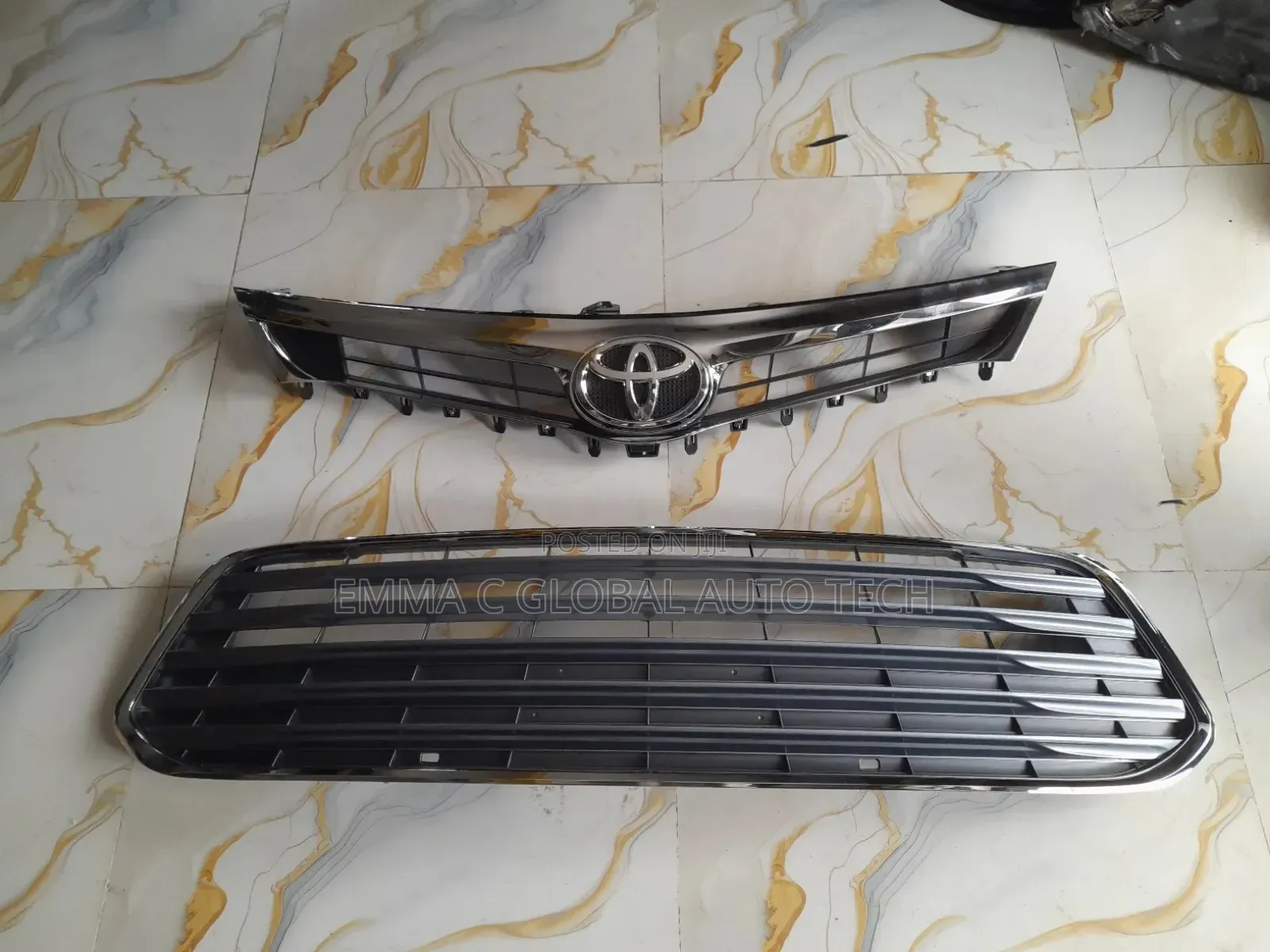 Up And Down Grill Toyota Avalon 2014