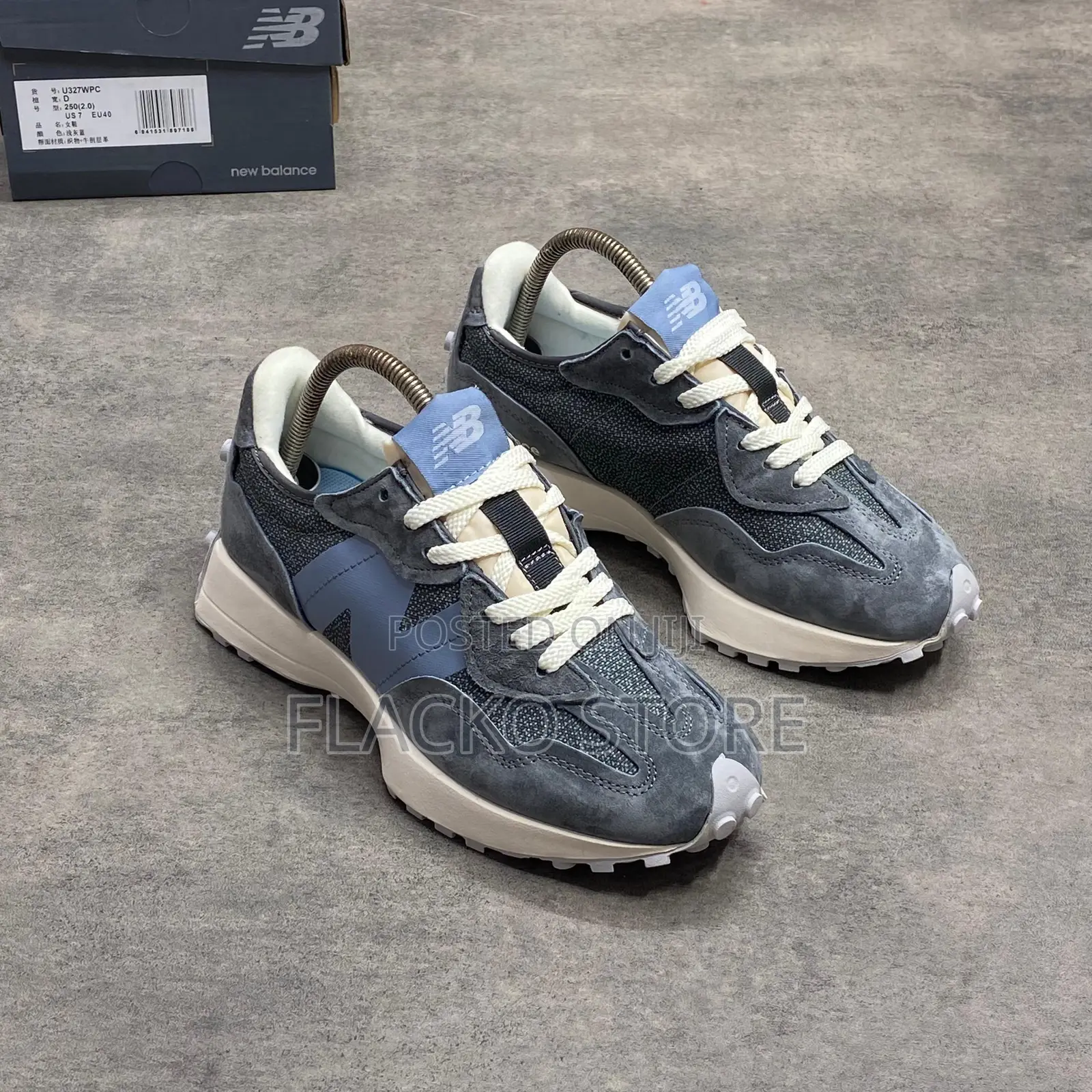Original New Balance 327 Sneakers