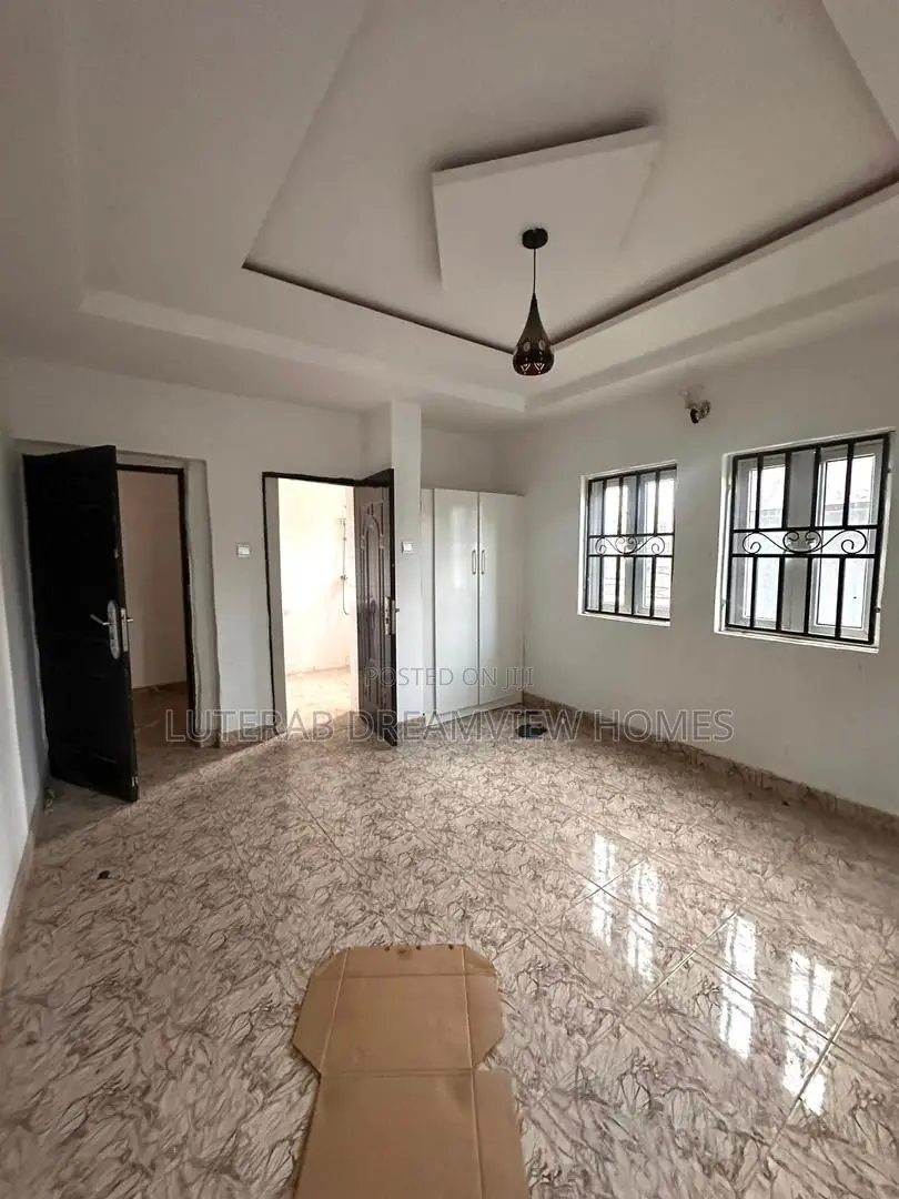 3bdrm Apartment in Jahi Gilmore Tarred for rent