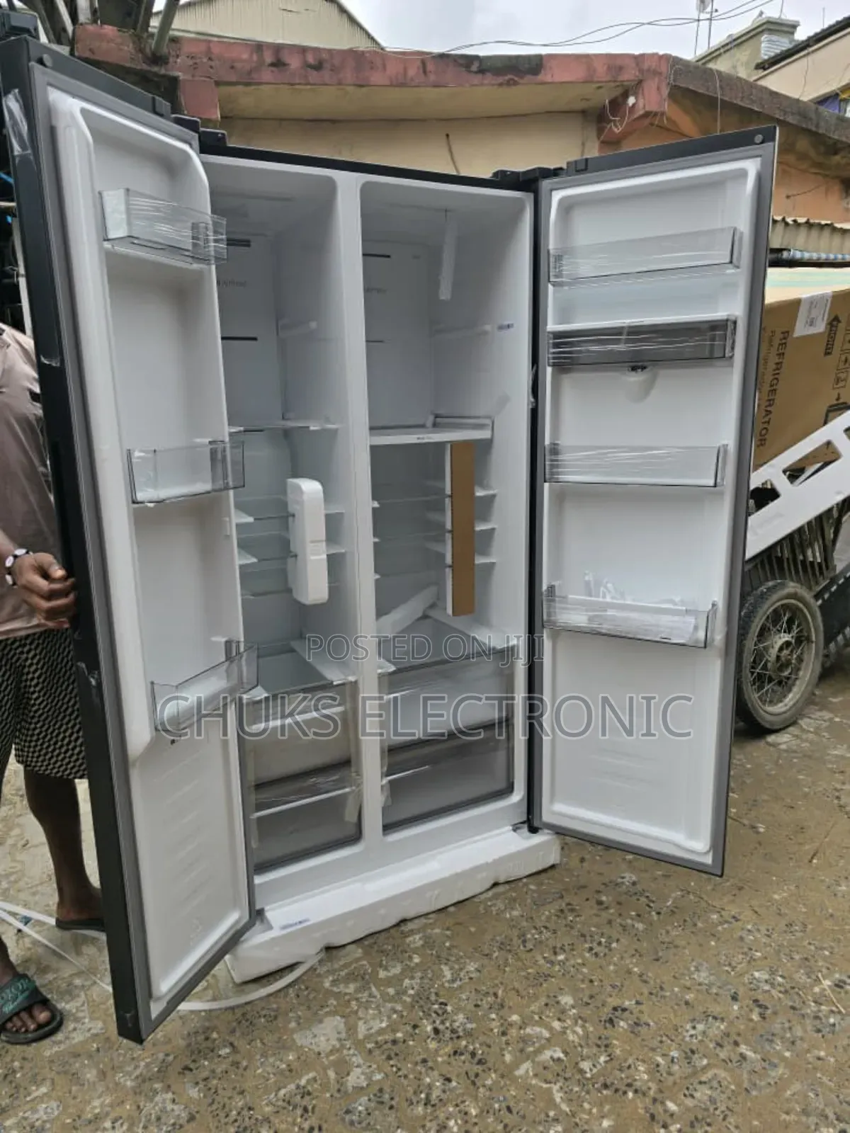 Hisense Side by Side Refrigerator