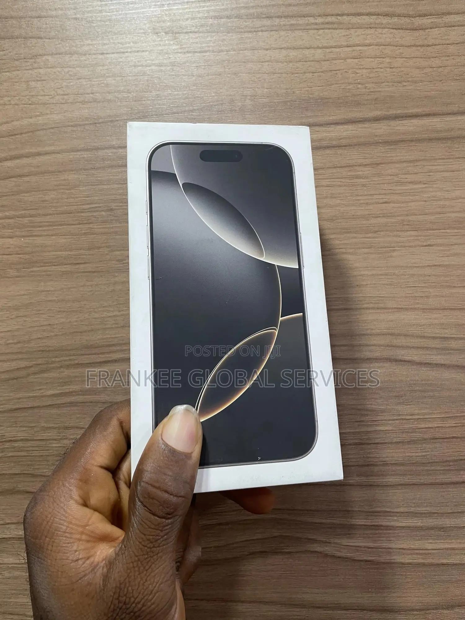 New Apple iPhone 16 Pro 128 GB Bronze