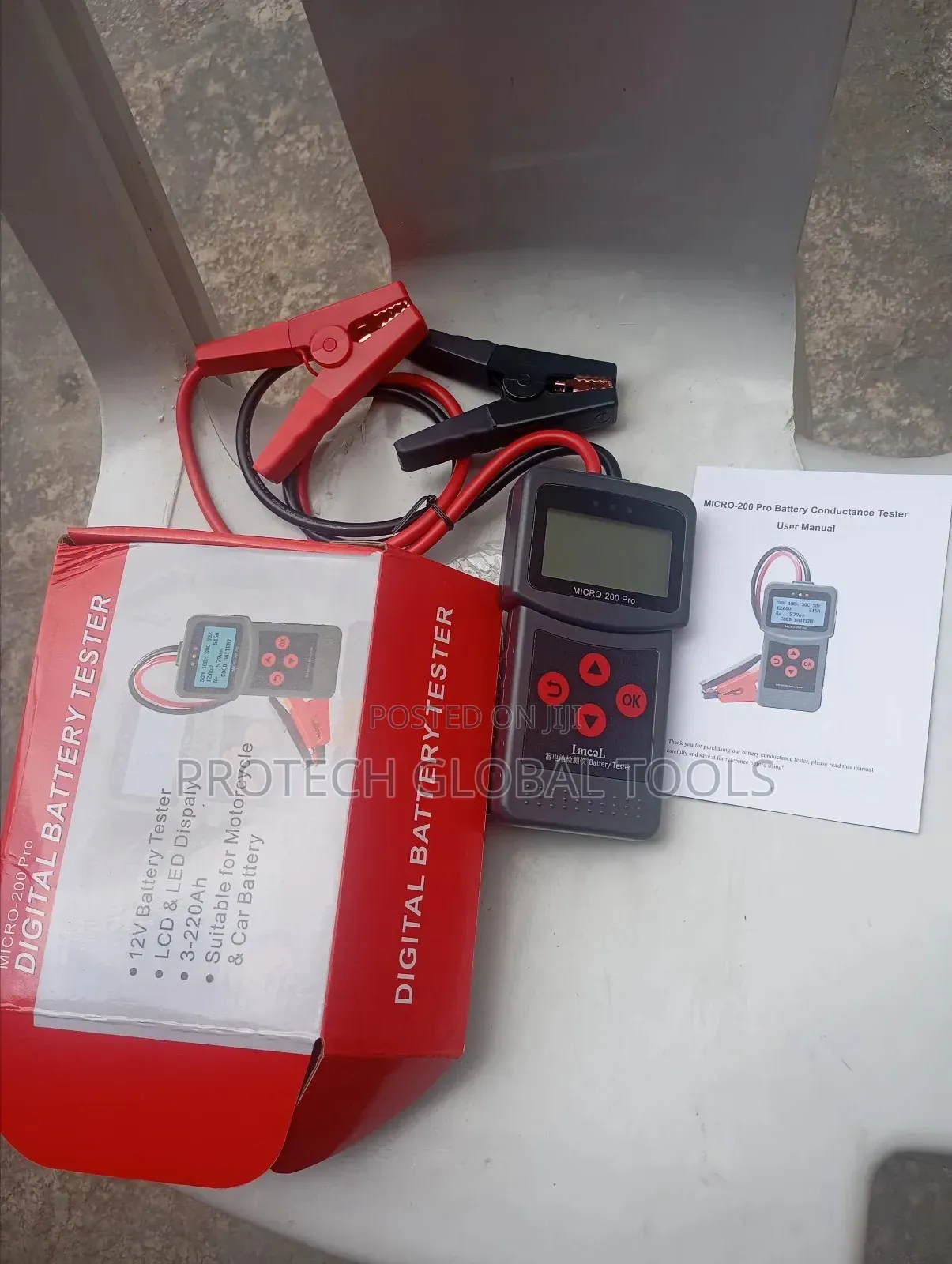 Digital Battery Analyser or Tester
