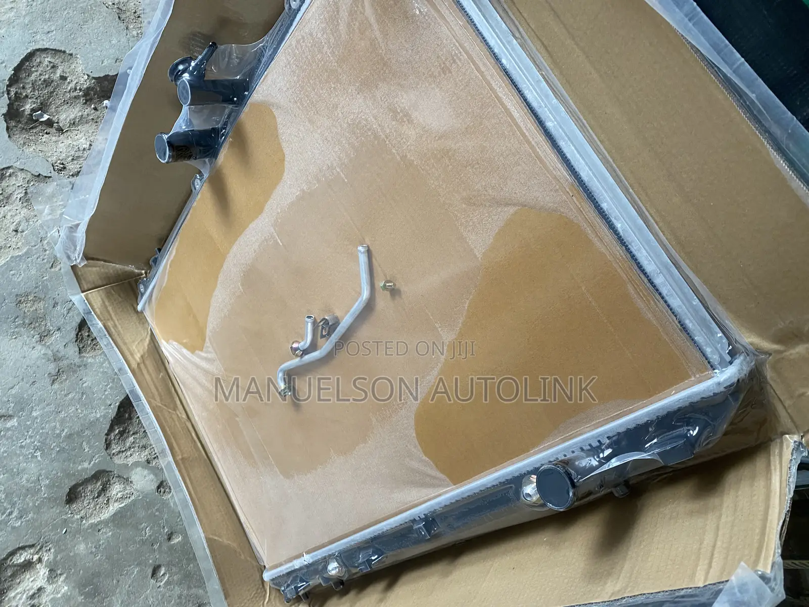 Radiator Toyota Highlander 08-016 Lexus Rx350,Rx330 Es350 Rav4 Camry
