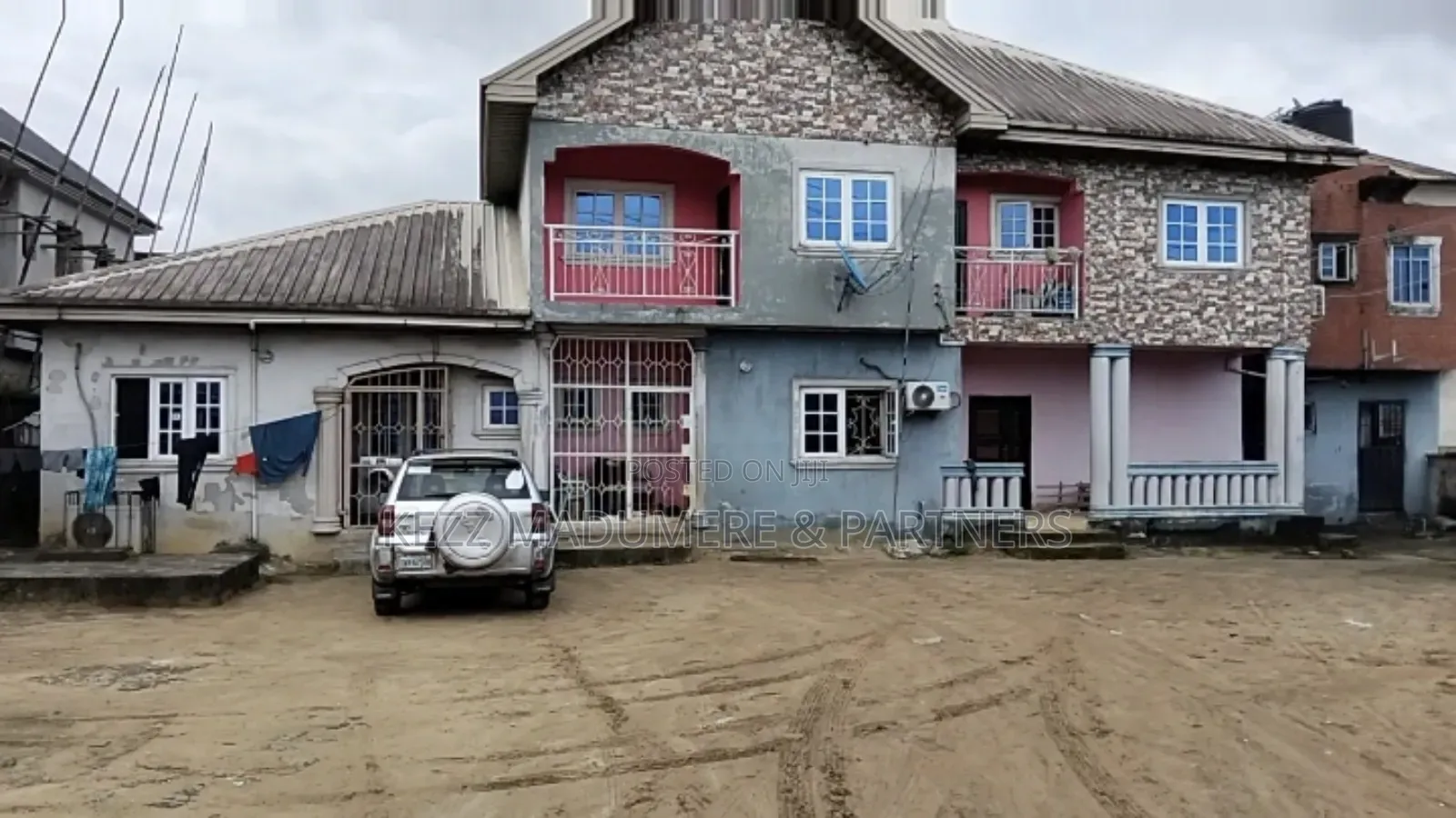 8bdrm Block of Flats in Off Sars Road Port for sale