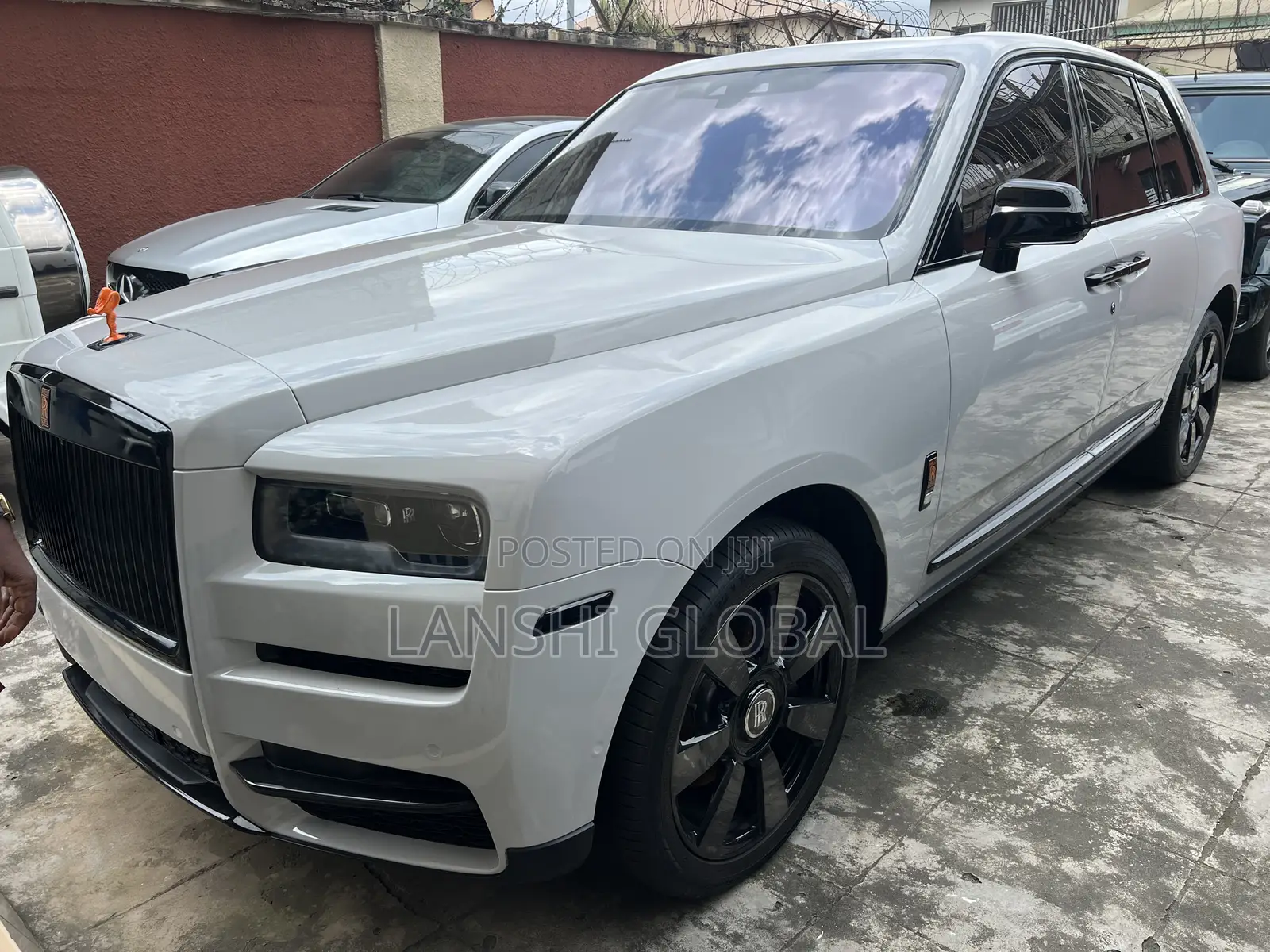 Rolls-Royce Cullinan Black Badge Sport Utility 2023 White