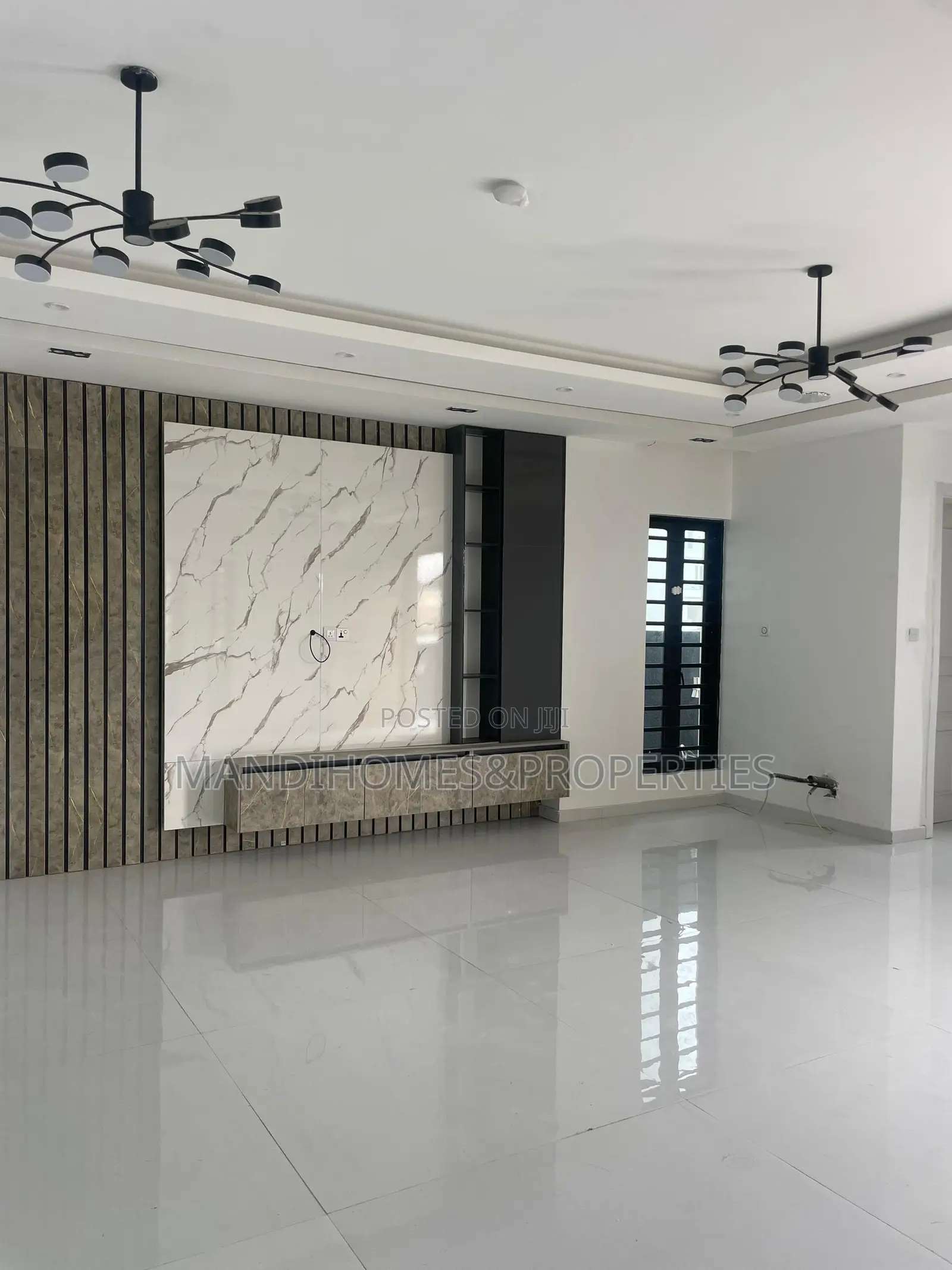 5bdrm Duplex in Royal Garden, Ajah for sale