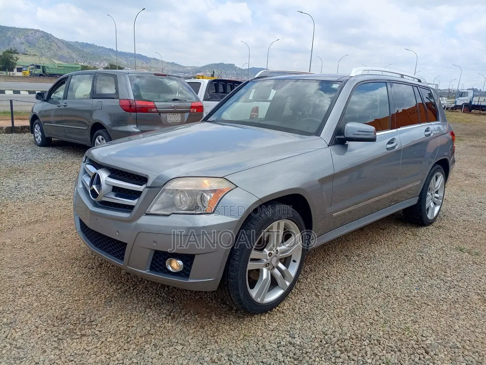 Mercedes-Benz GLK-Class 350 4MATIC 2011 Gray