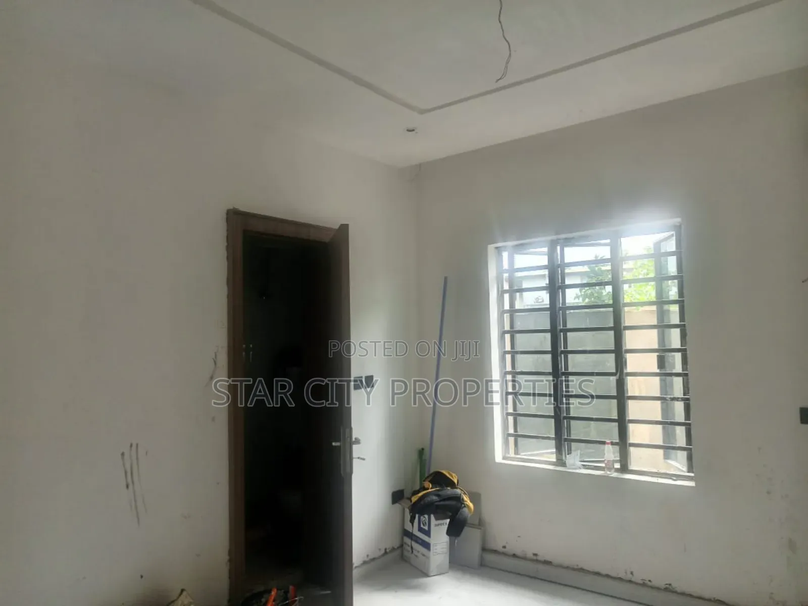 4bdrm Duplex in Gra for rent