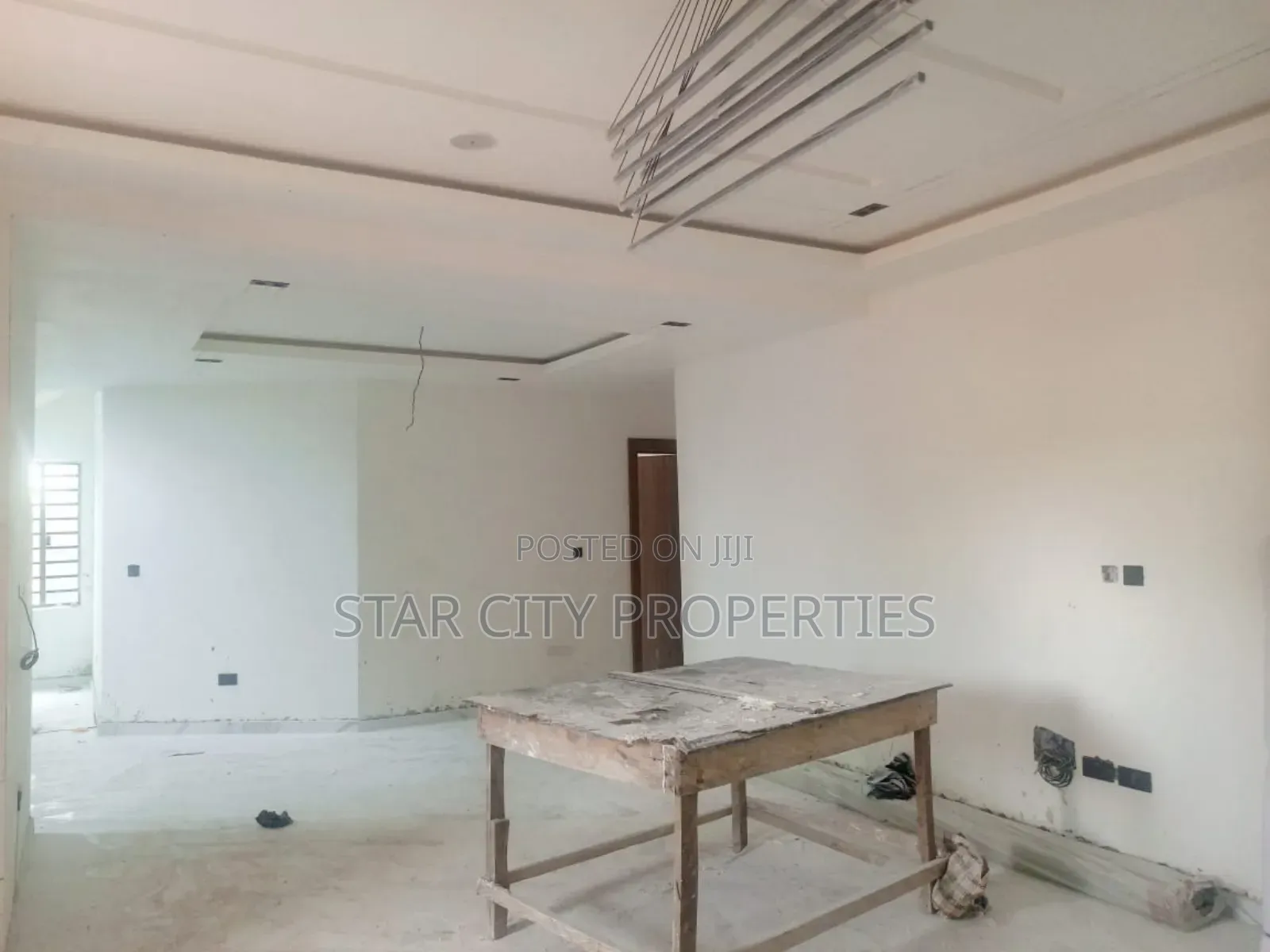 4bdrm Duplex in Gra for rent