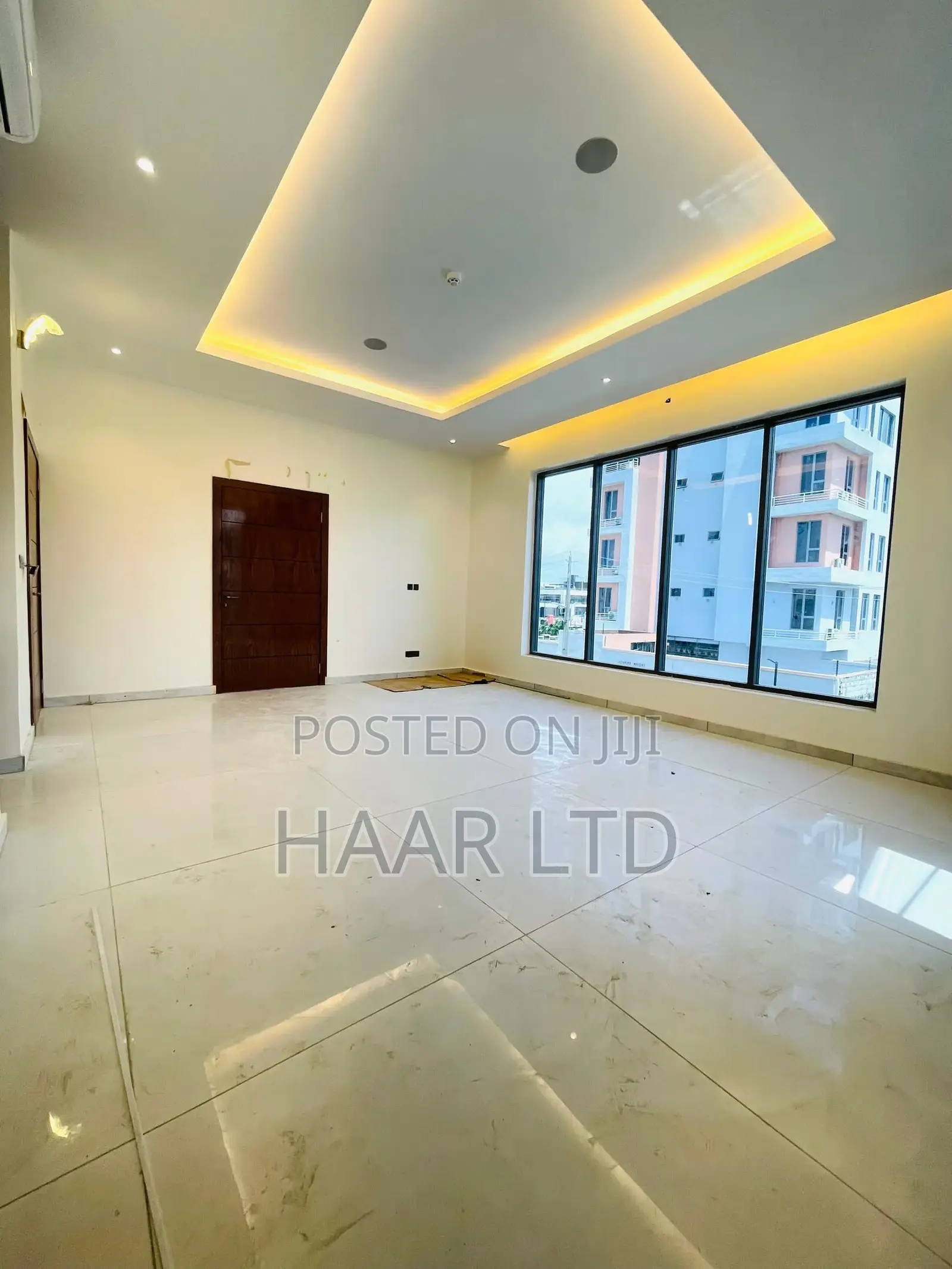 5bdrm Duplex in Ikoyi S.W for sale