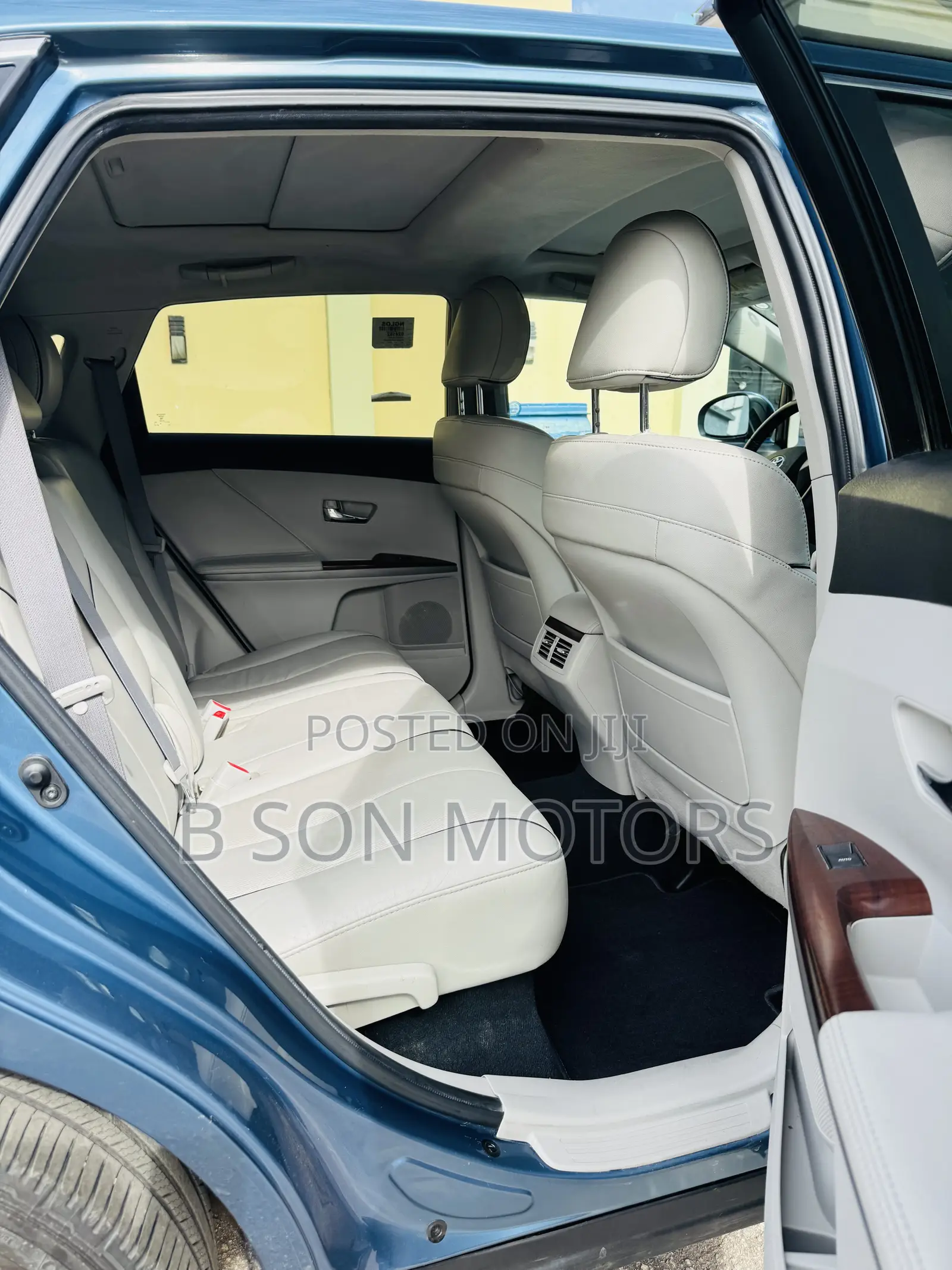 Toyota Venza V6 AWD 2010 Blue