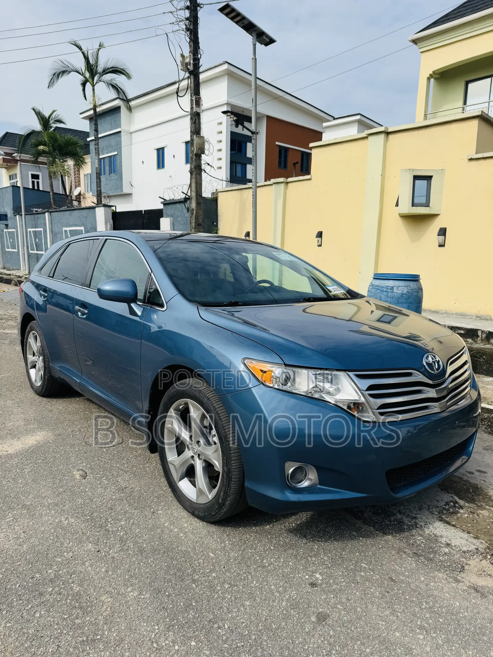 Toyota Venza V6 AWD 2010 Blue