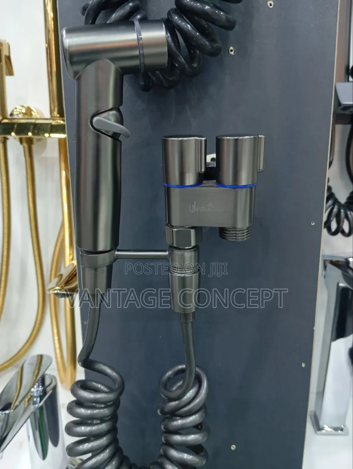 Pressing Shower With Tee Tap