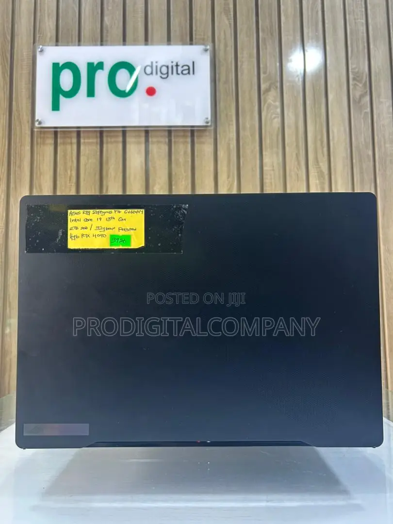 Laptop Asus ROG Zephyrus M16 GU603HR 32GB Intel Core i9 SSD 2T