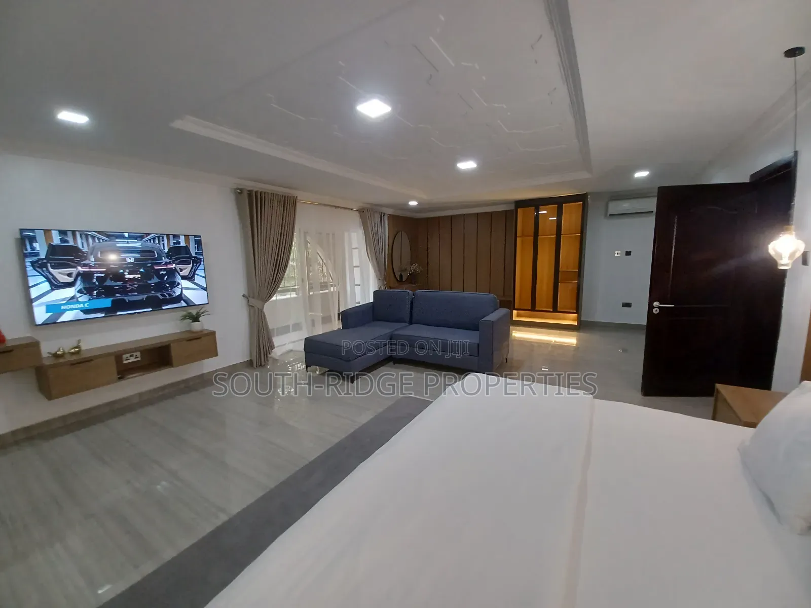 Exquisitely Furnished 1-Bedroom Apartment in Maitama